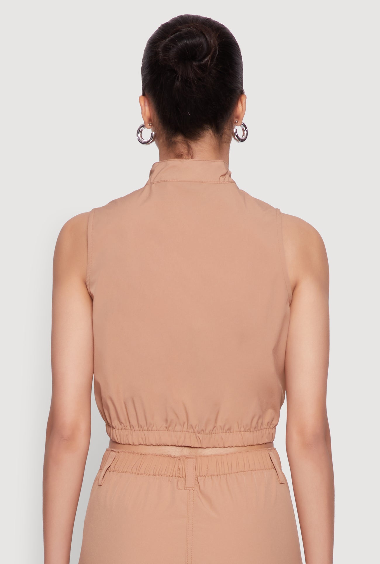 1099038348810025_006