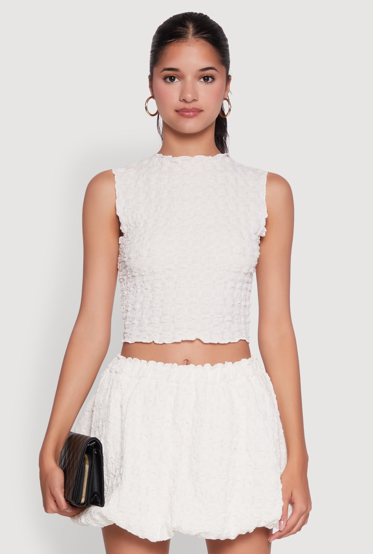 1099058758720011_001