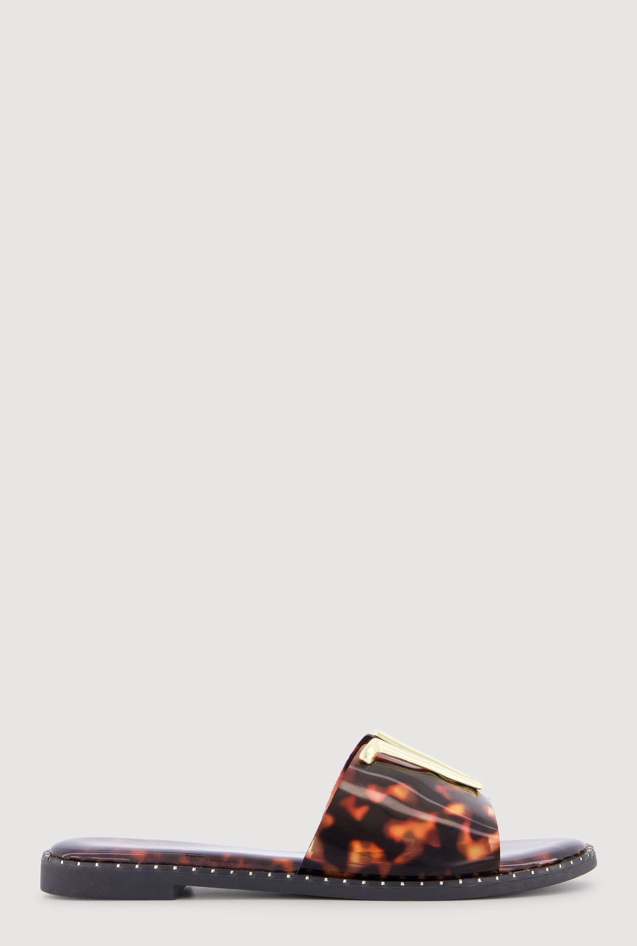 1112004065981218_002