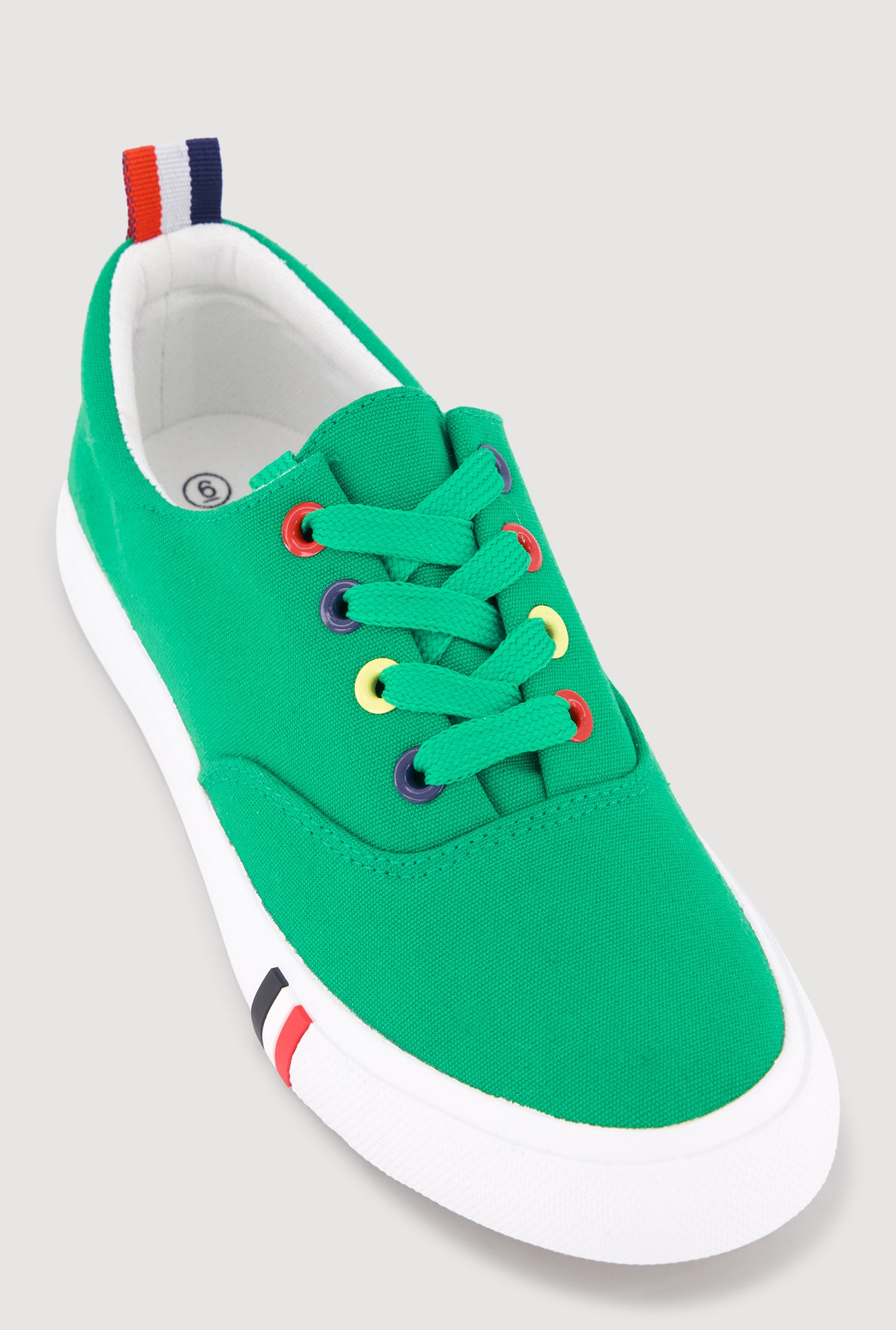 1114077381879030_001