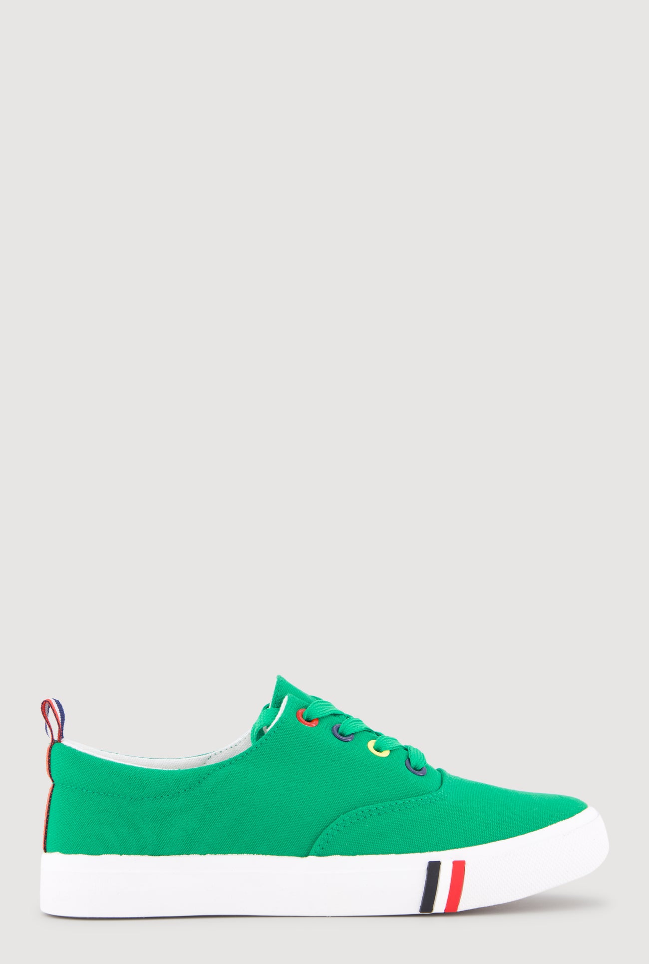 1114077381879030_002