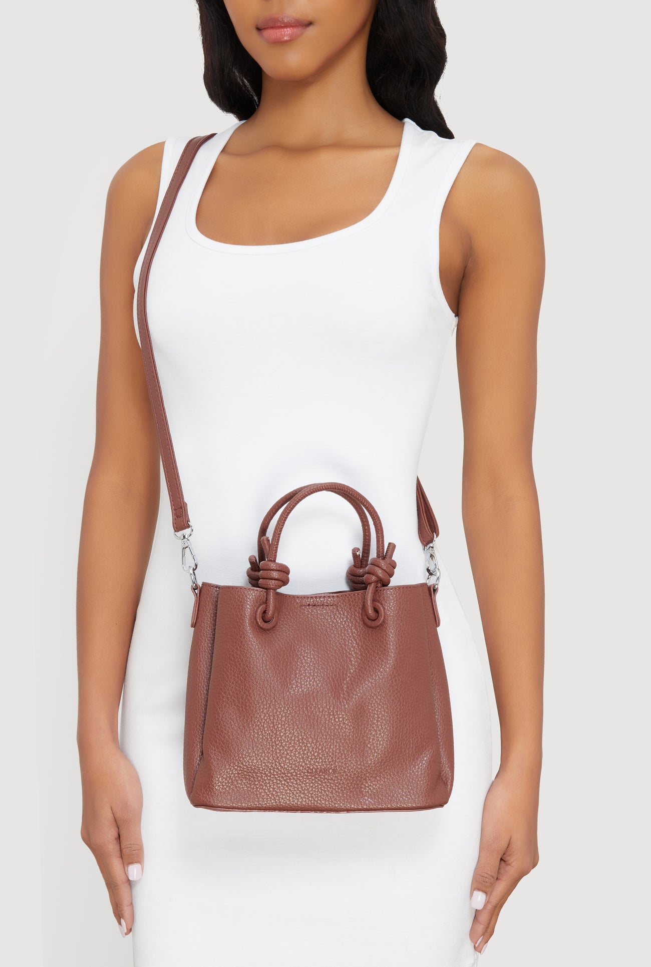 1124073891845020_002