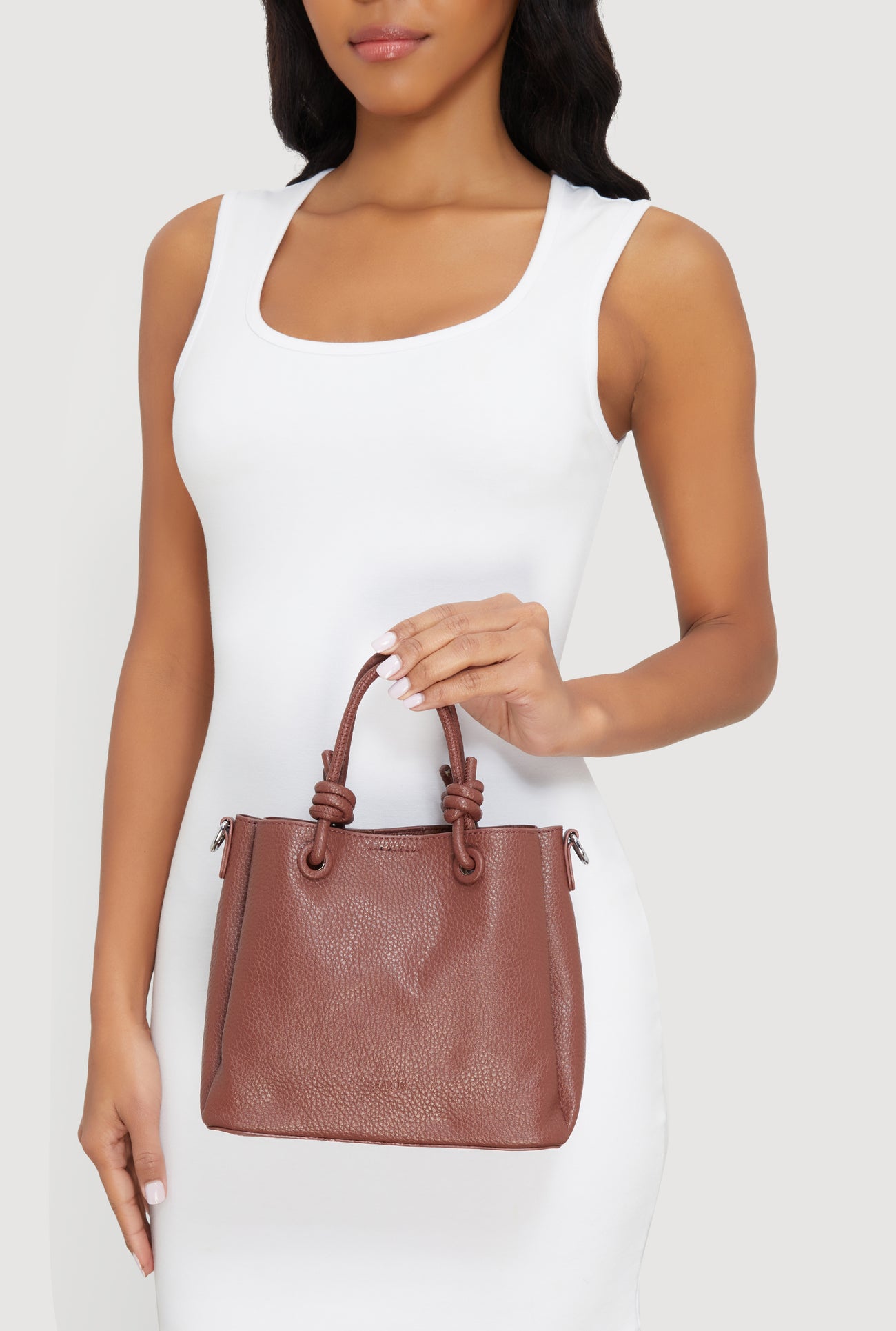 1124073891845020_003