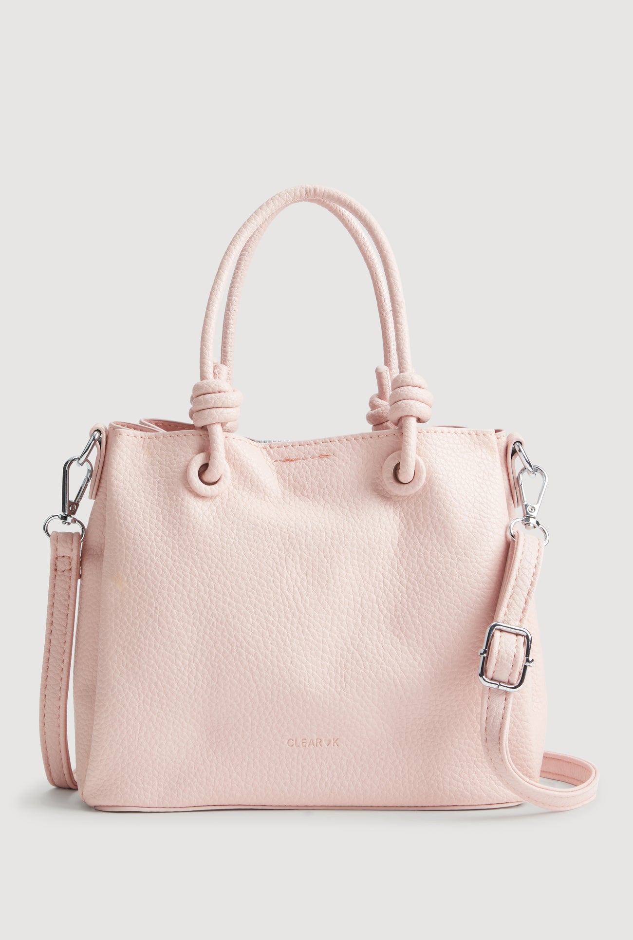 1124073891845054_001