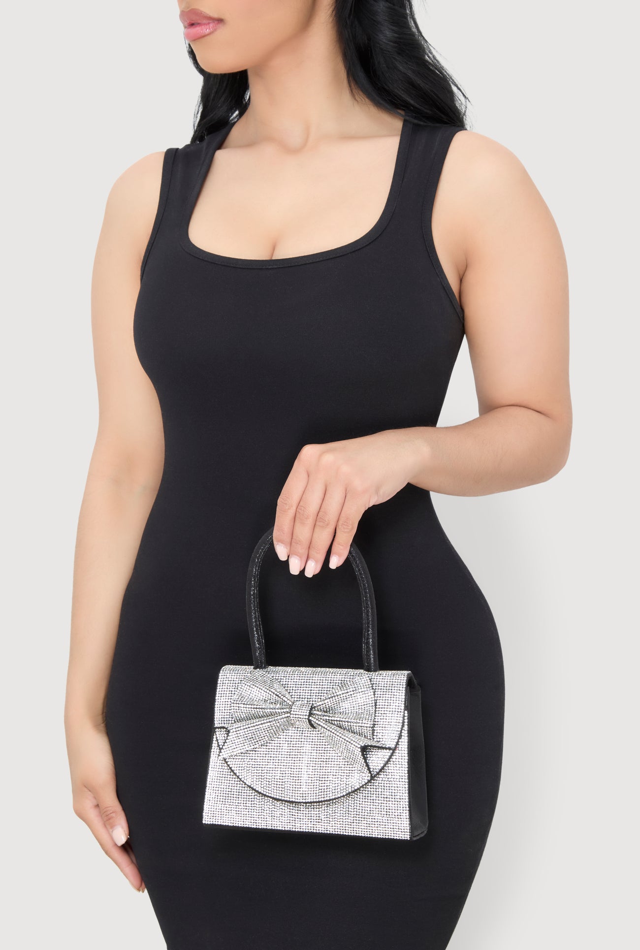 1124077791623001_002