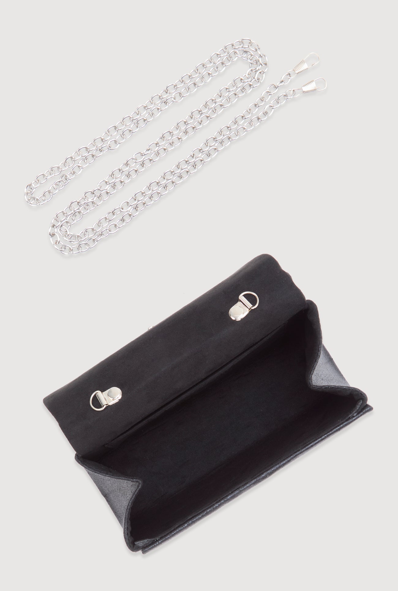 1124077791623001_006