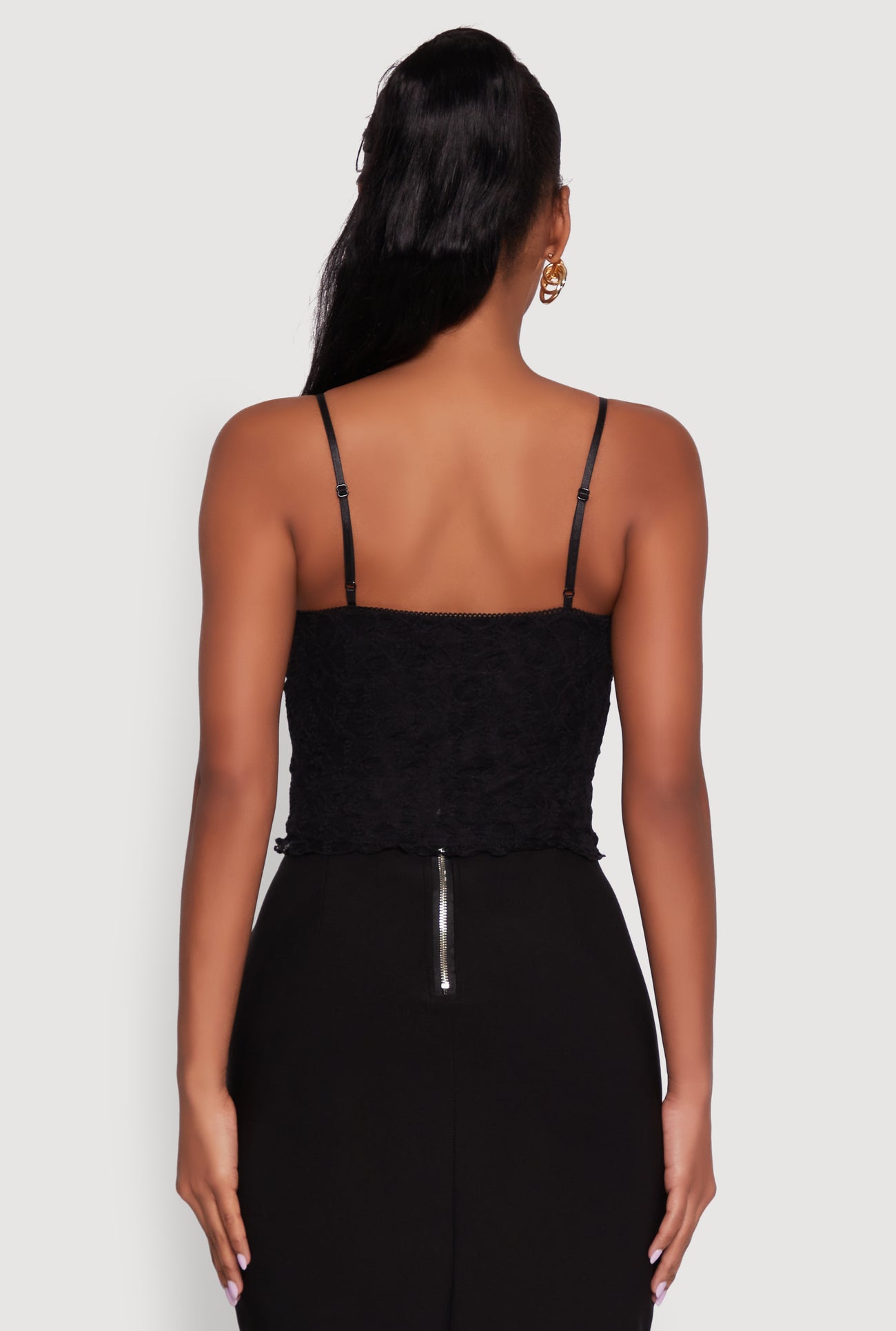 1300054265858001_006