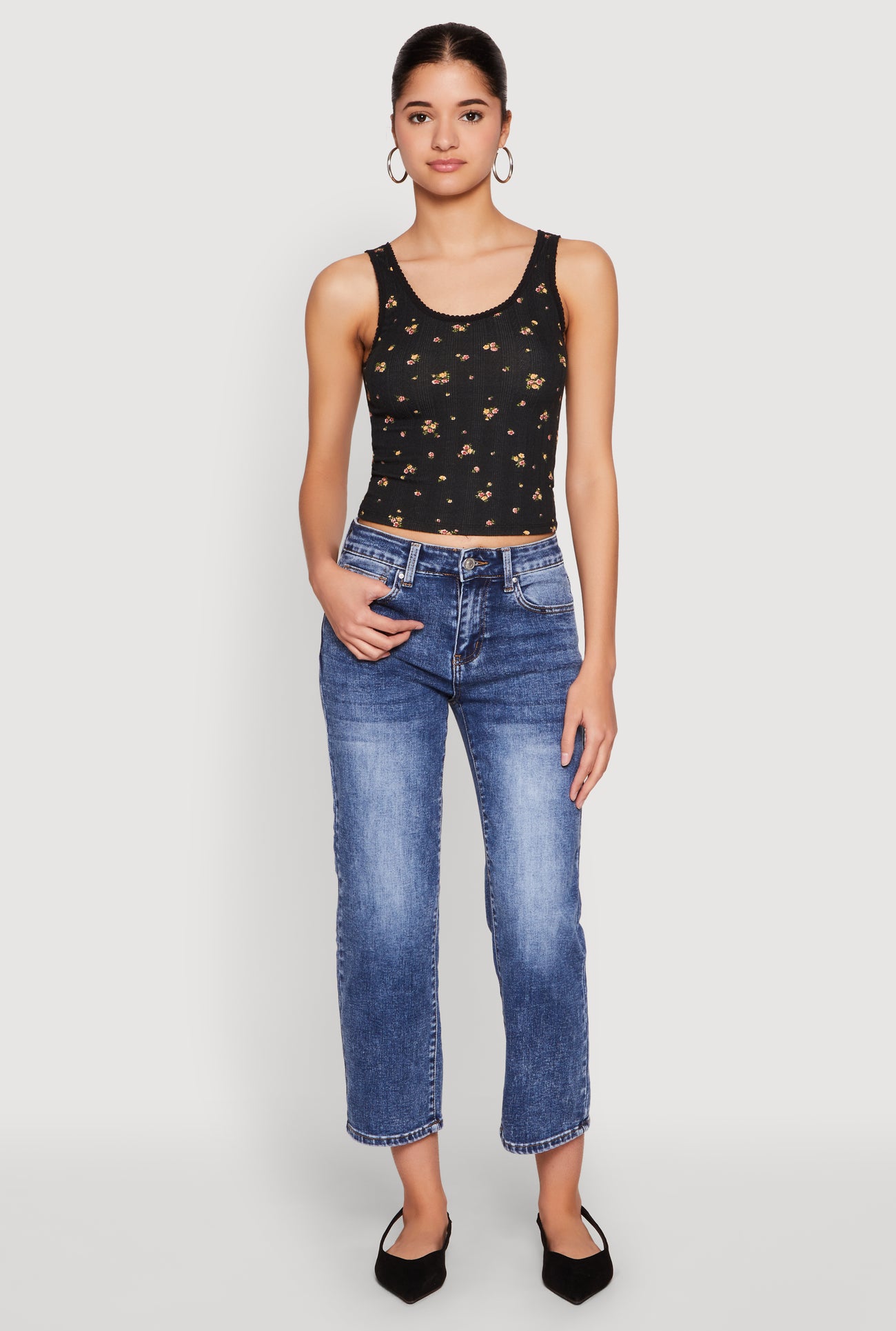 1300054266167001_003