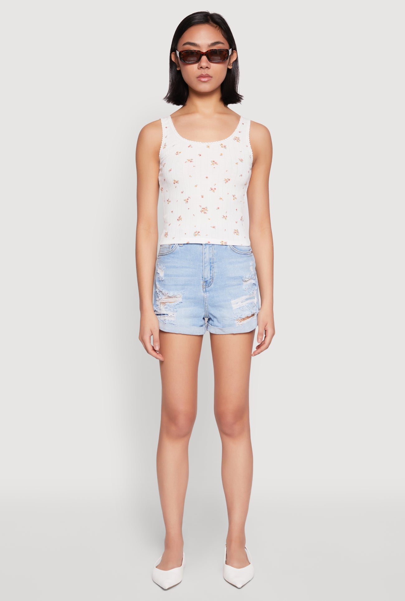 1300054266167011_003