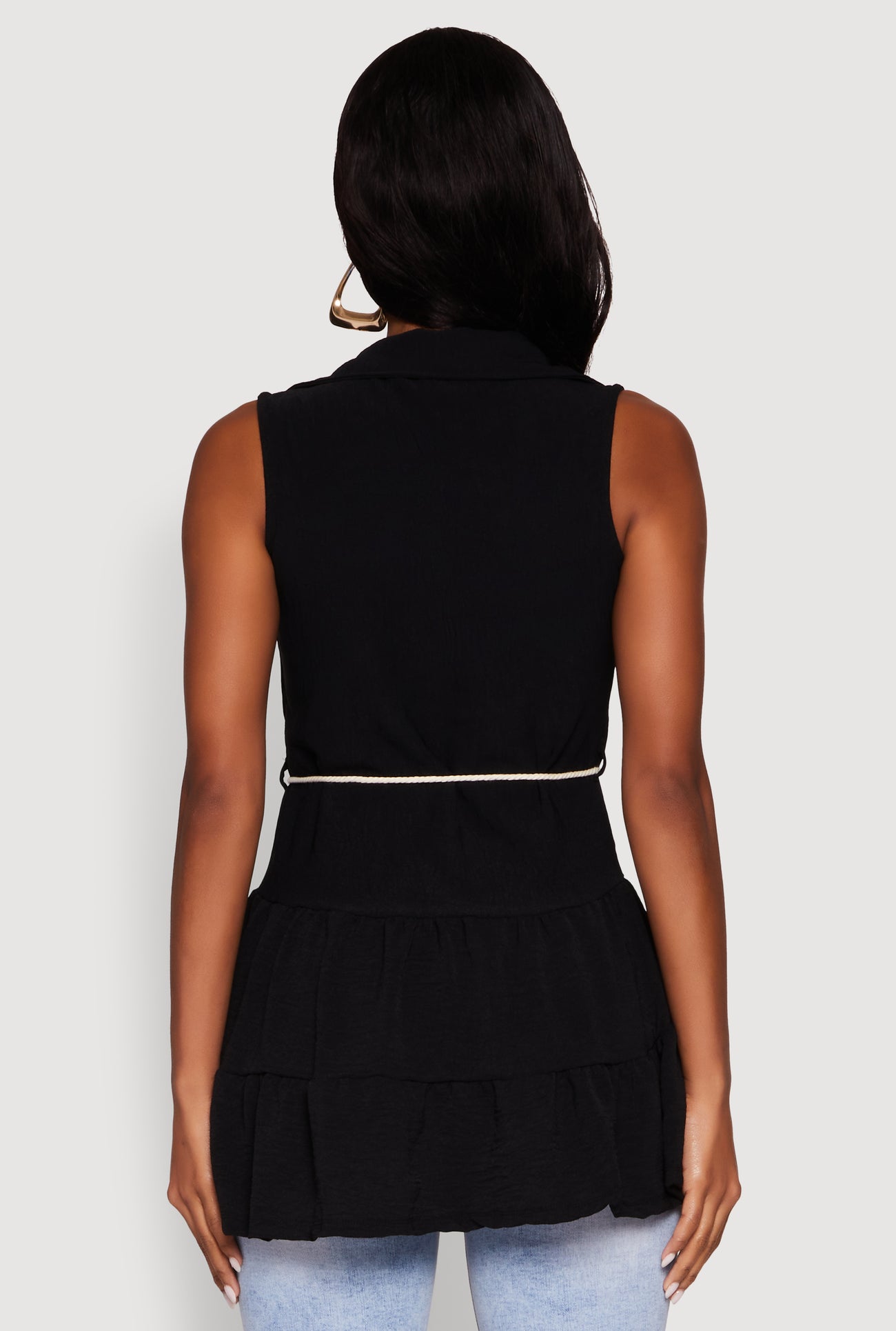 1301038345406001_006