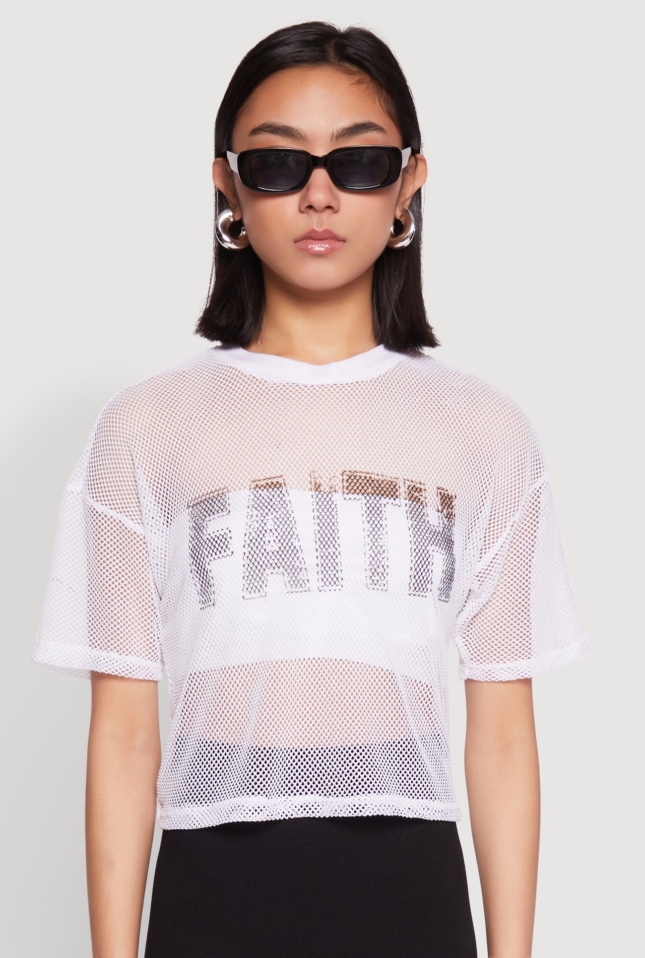 1302038345305010_002