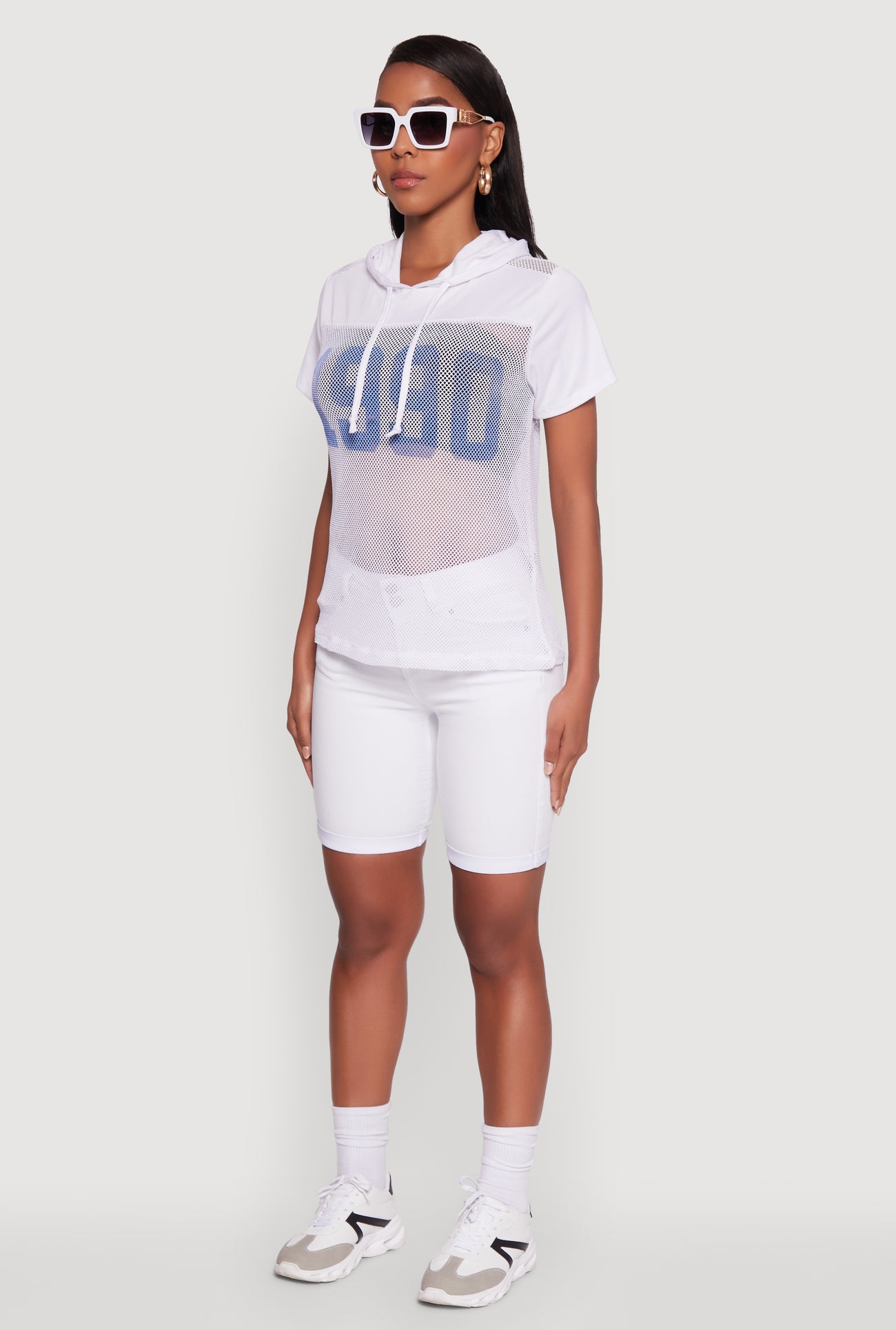 1302038345306010_005