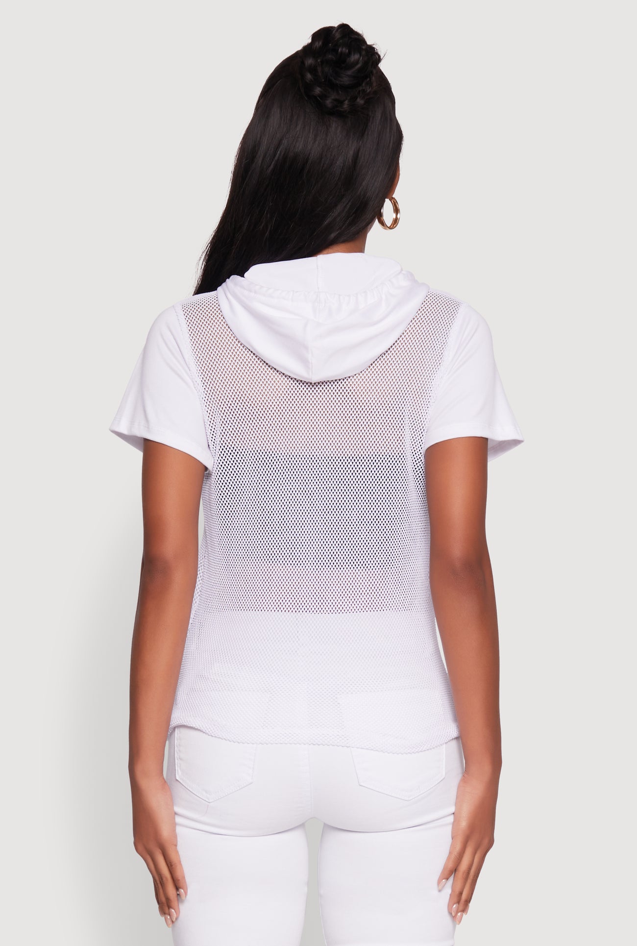 1302038345306010_006