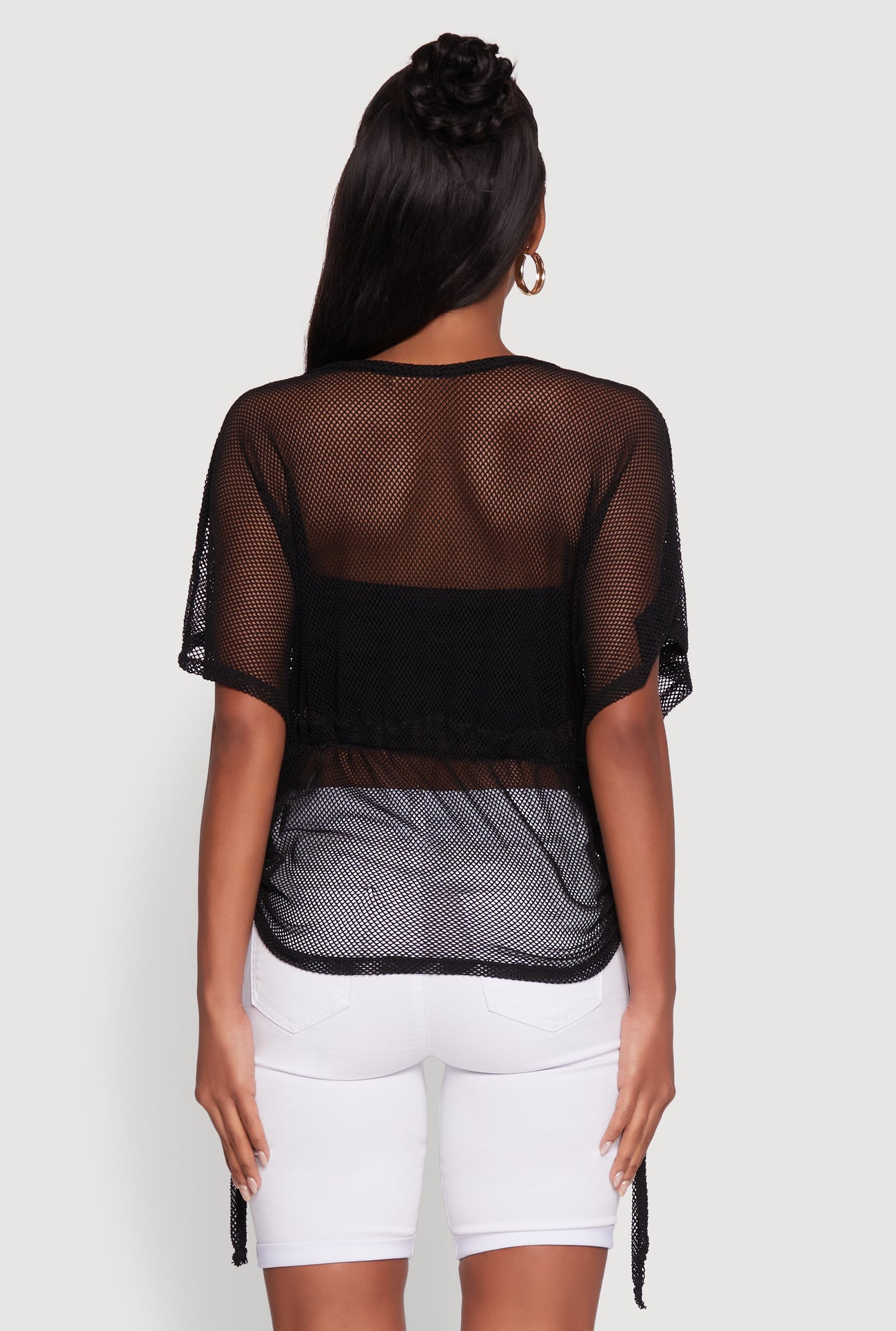 1305038345326001_006