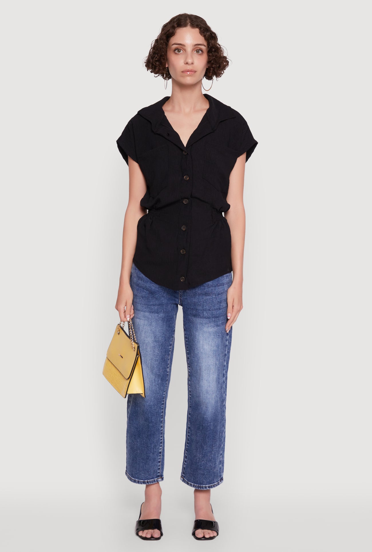 1305038345417001_003