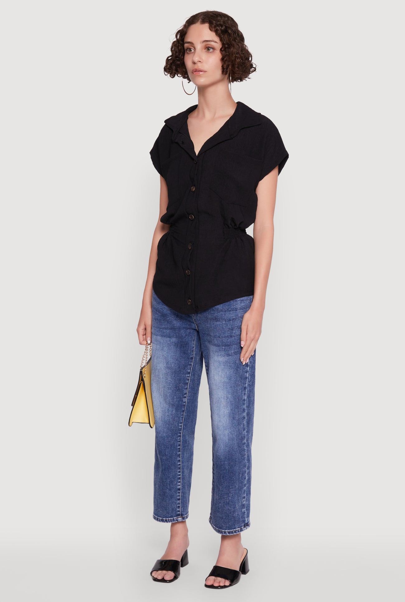 1305038345417001_005