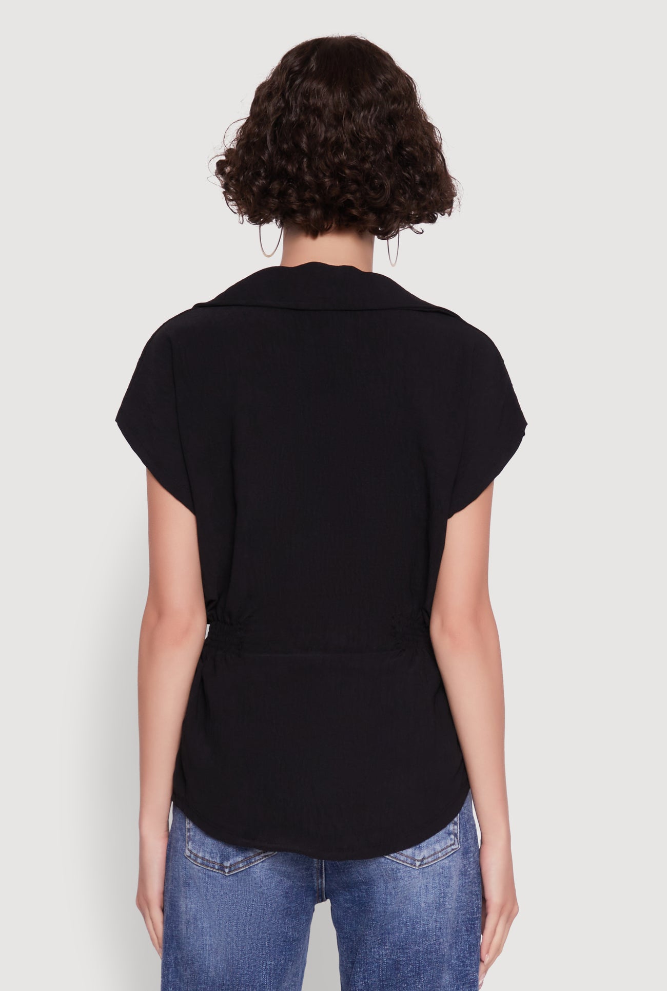 1305038345417001_006