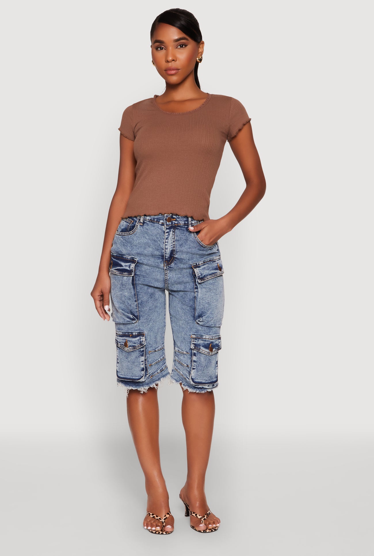 1305054262913020_003