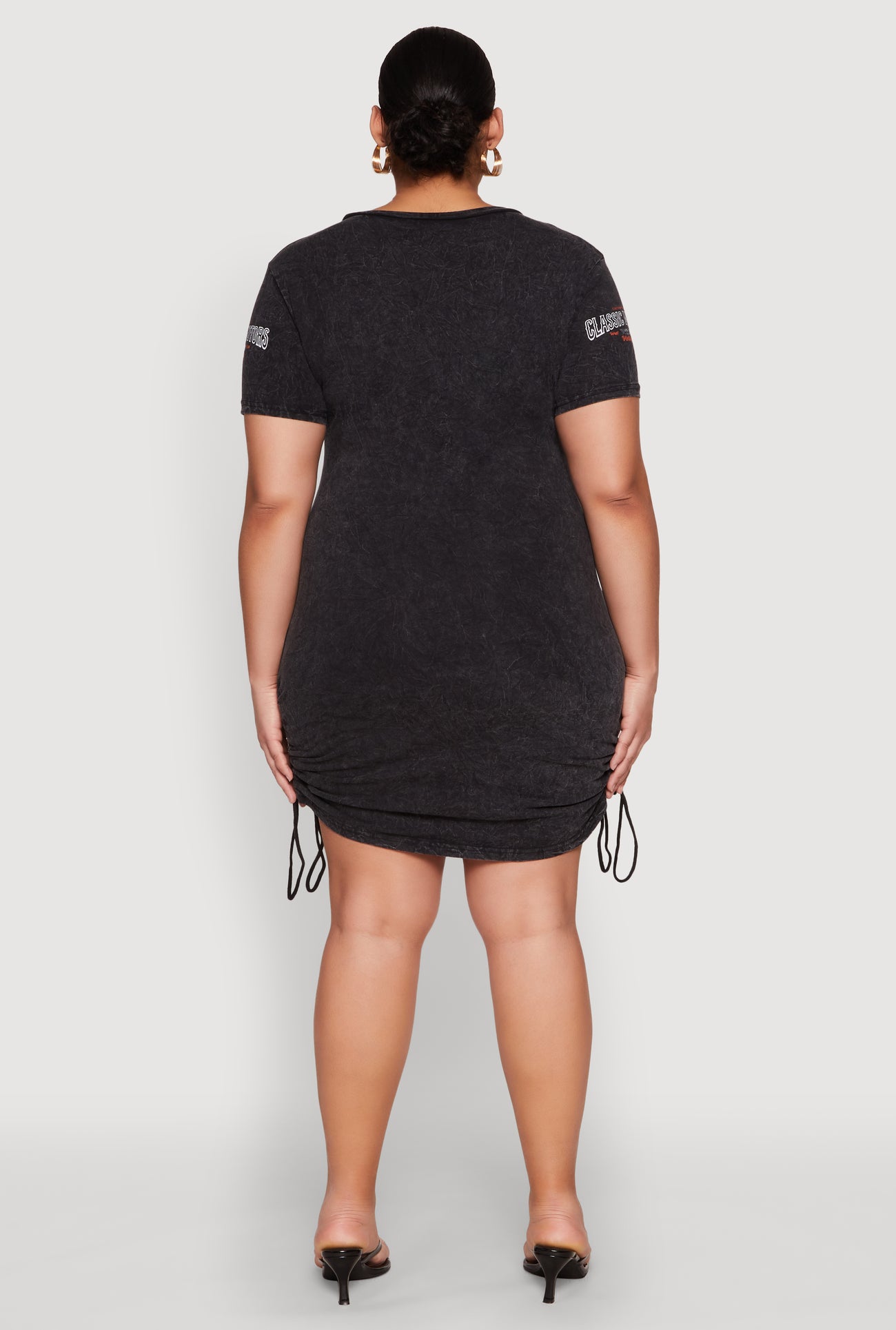 1390033873389001_005