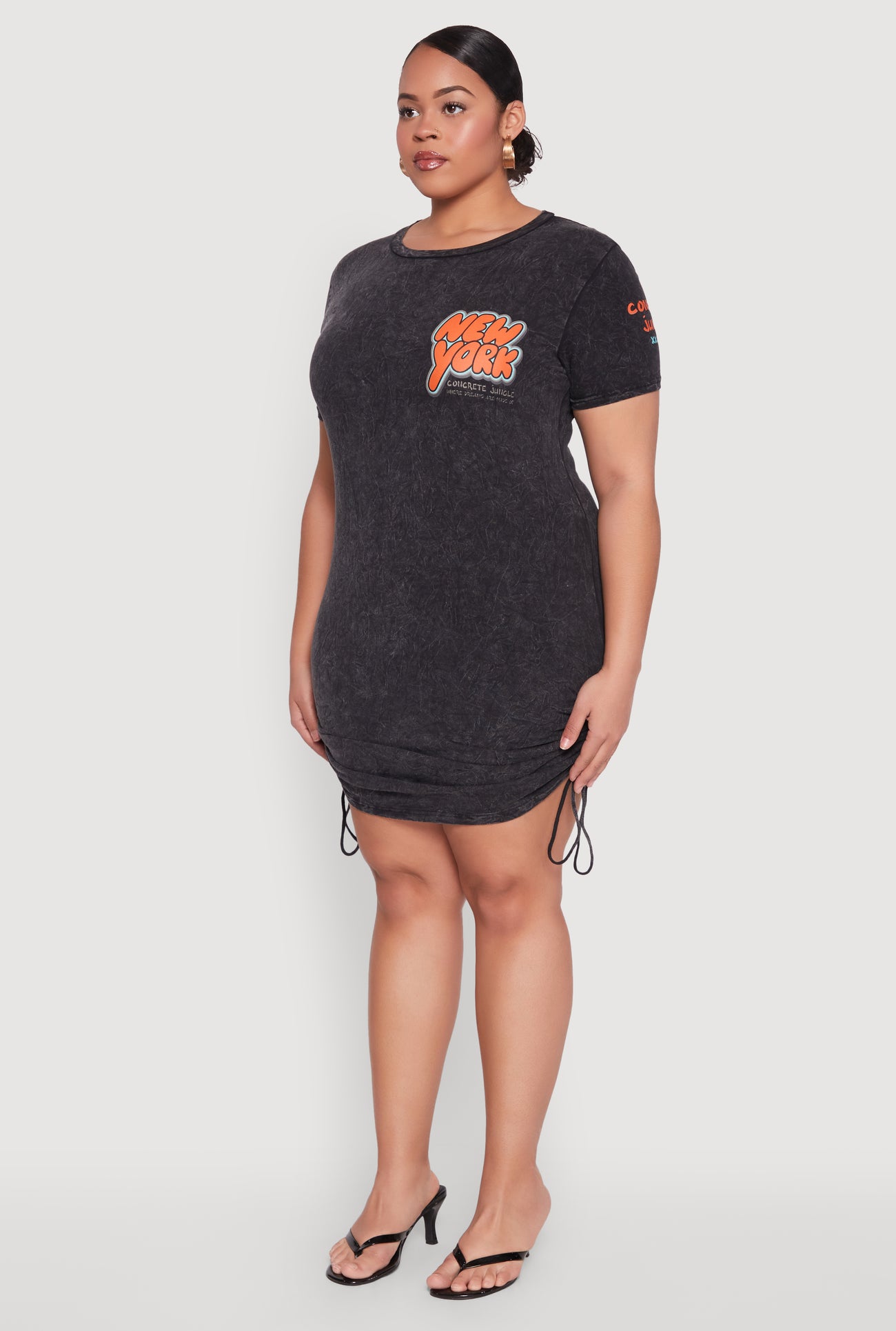 1390033876356001_003