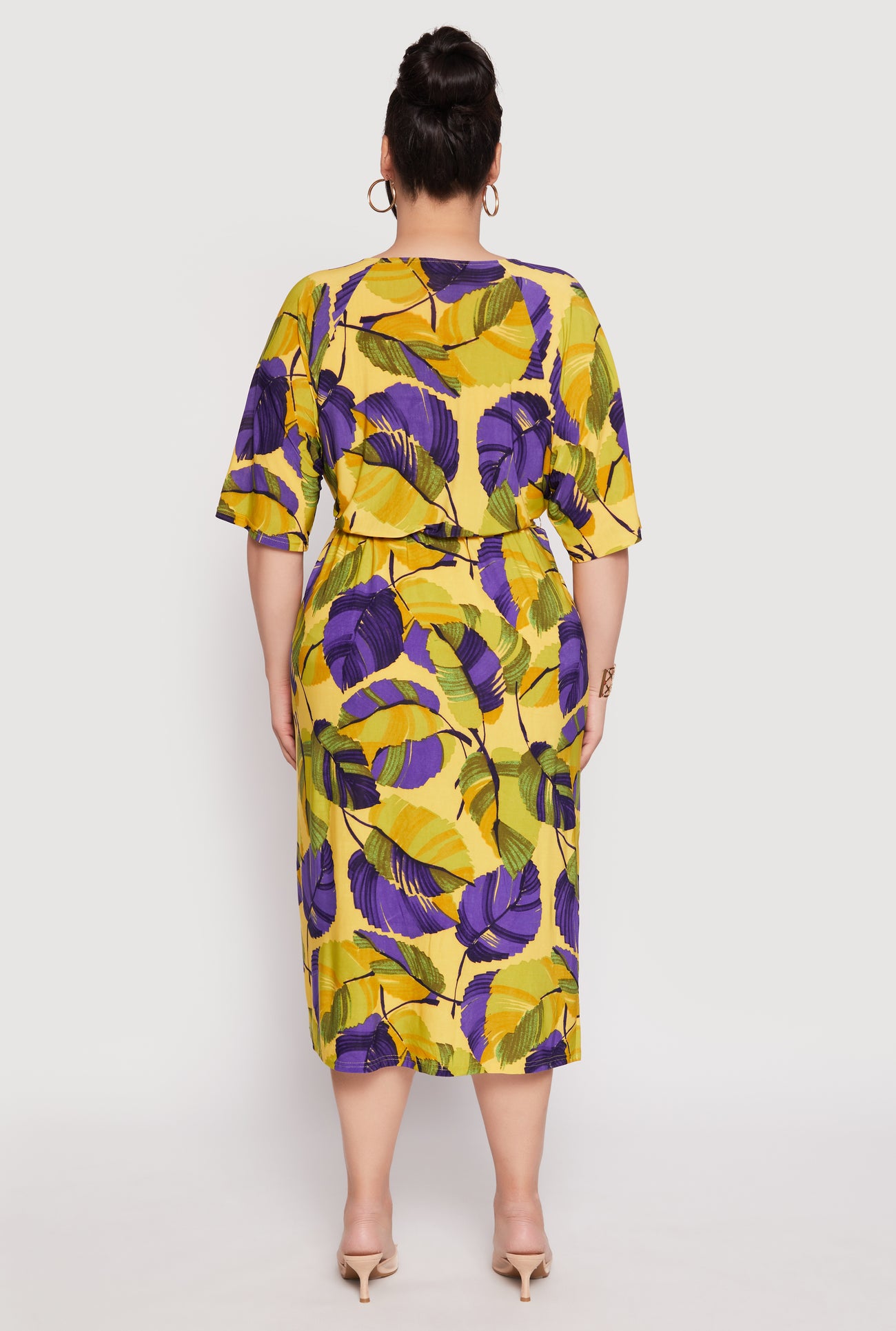 1390056122819070_003