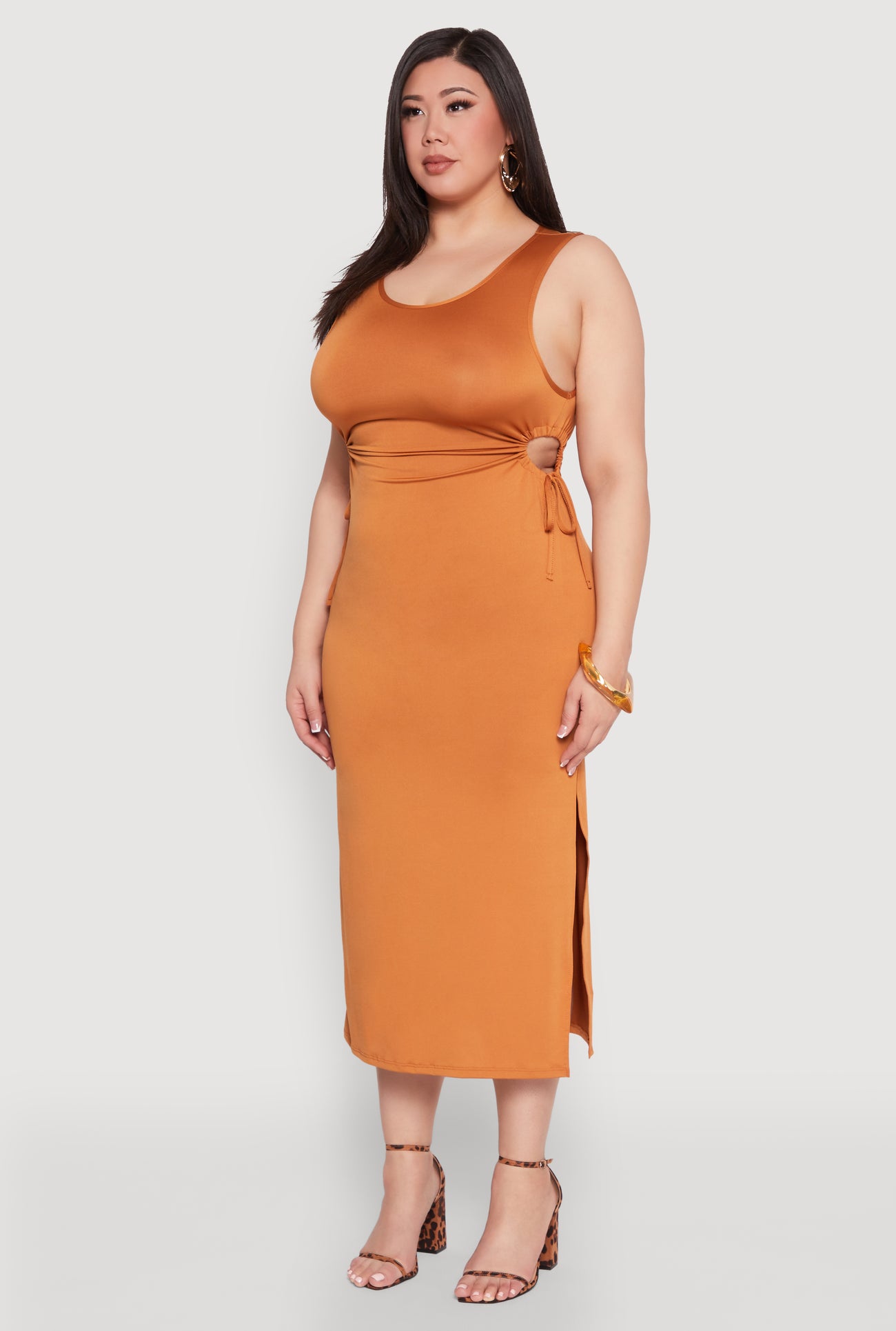 1390073374510081_003