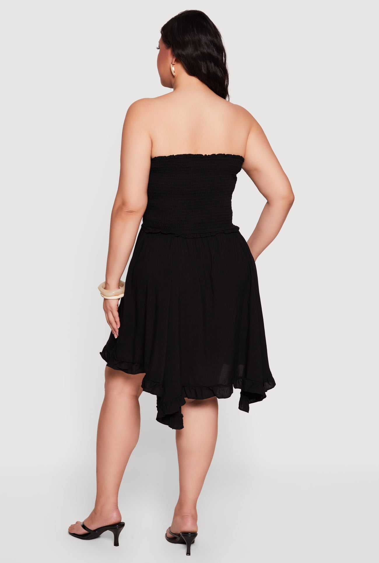 1390077663026001_003