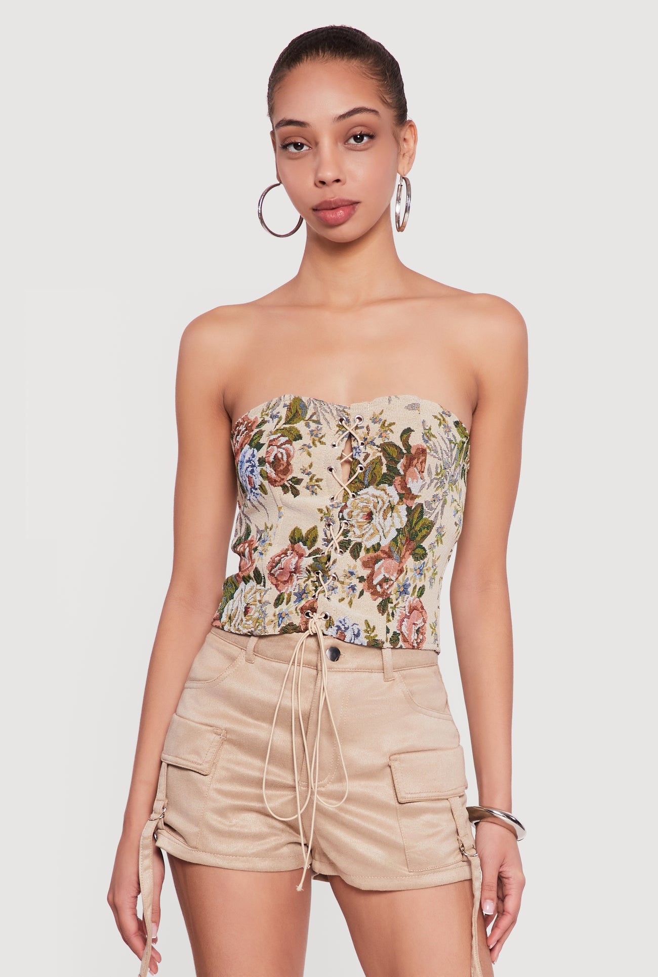 1401064722250364_002