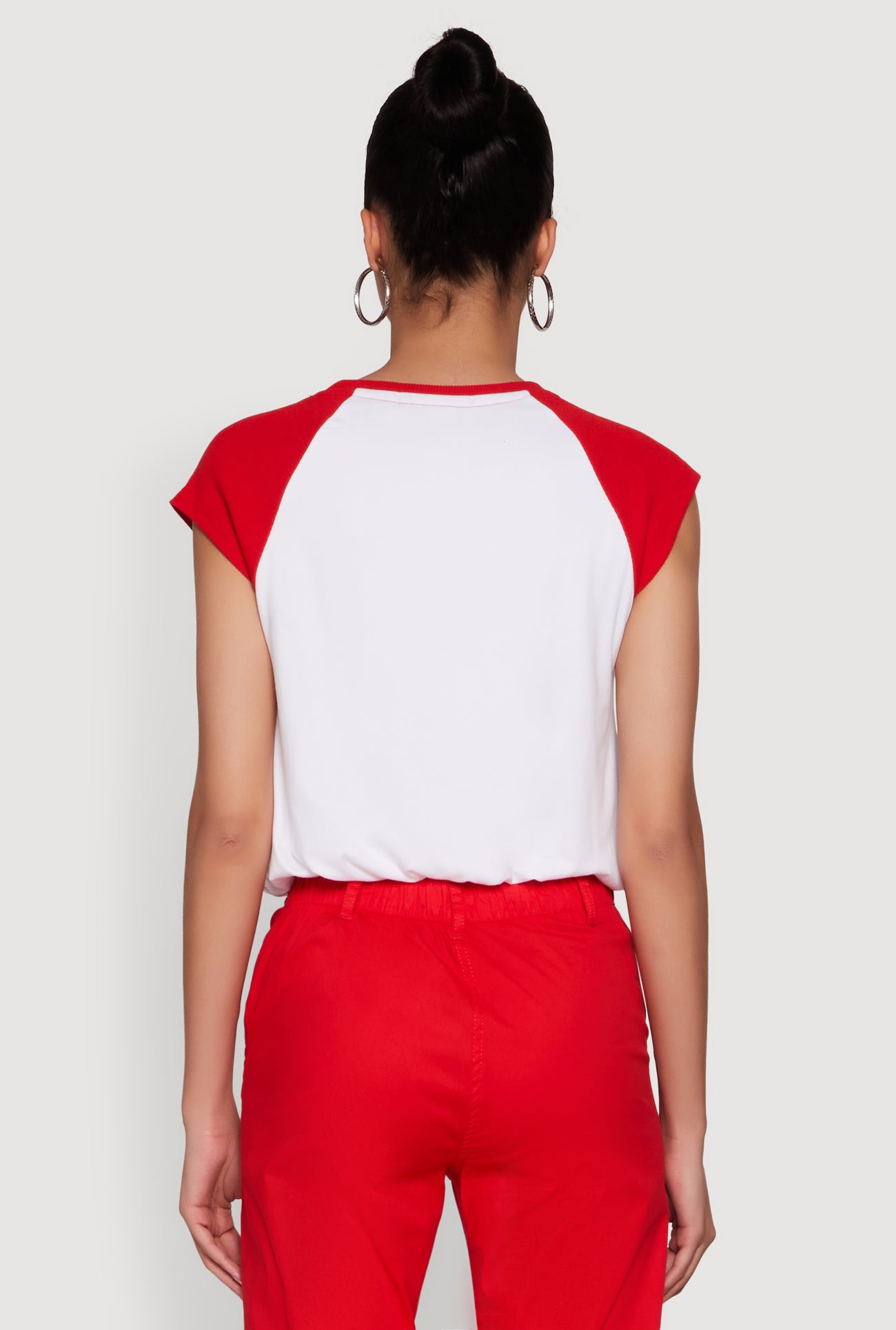 1402077131775068_006