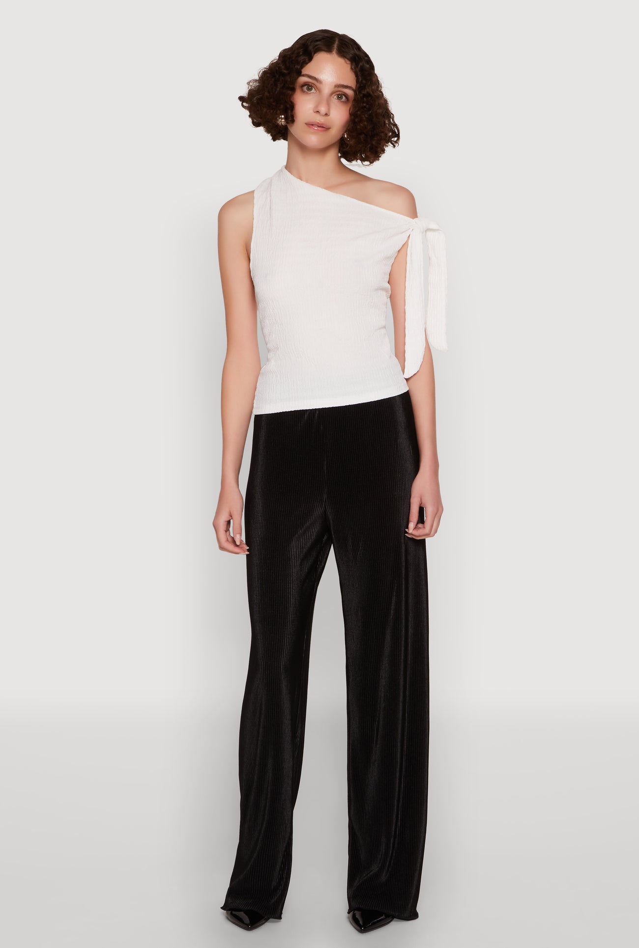 1407069399302001_002