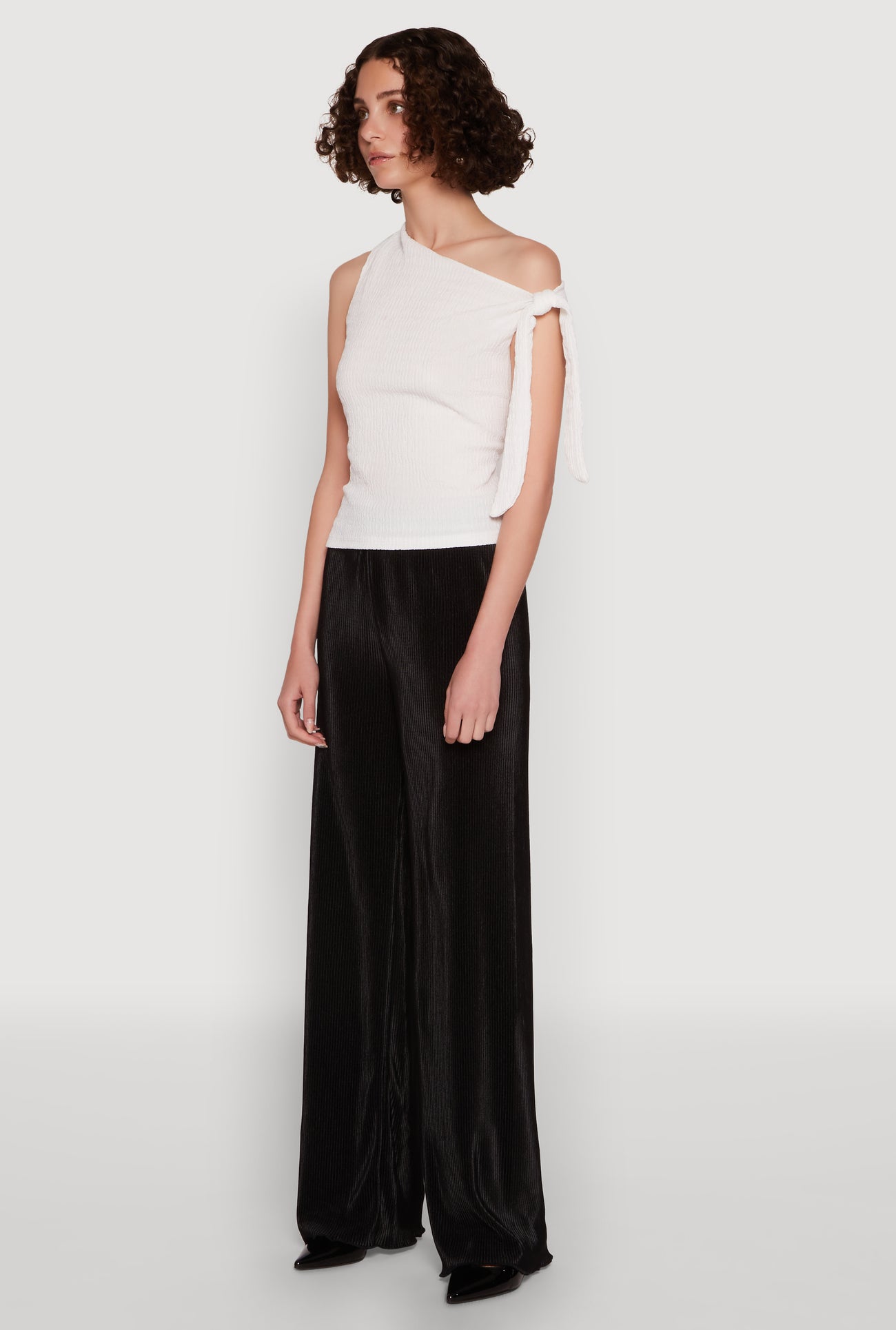 1407069399302001_003