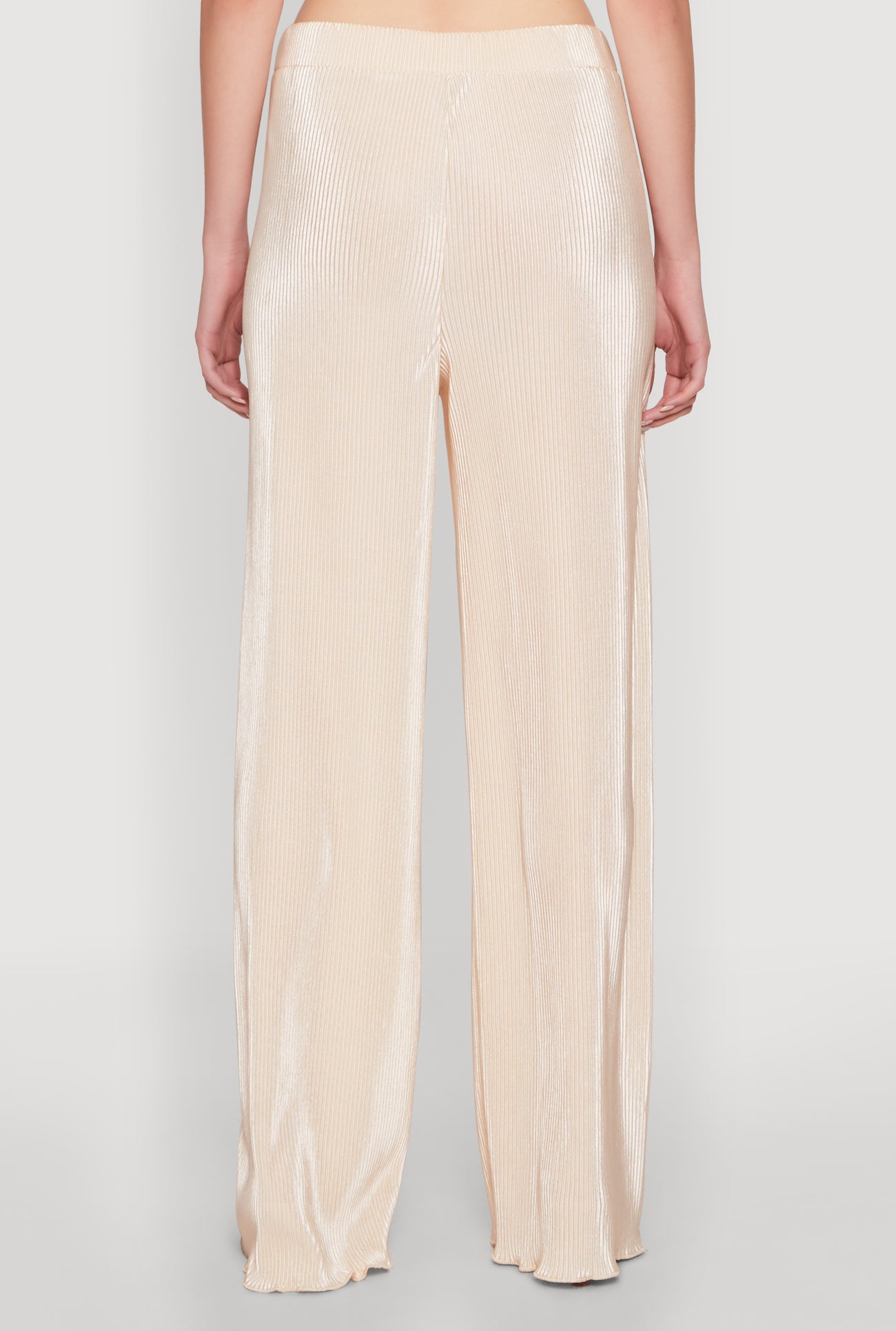 1407069399302024_006