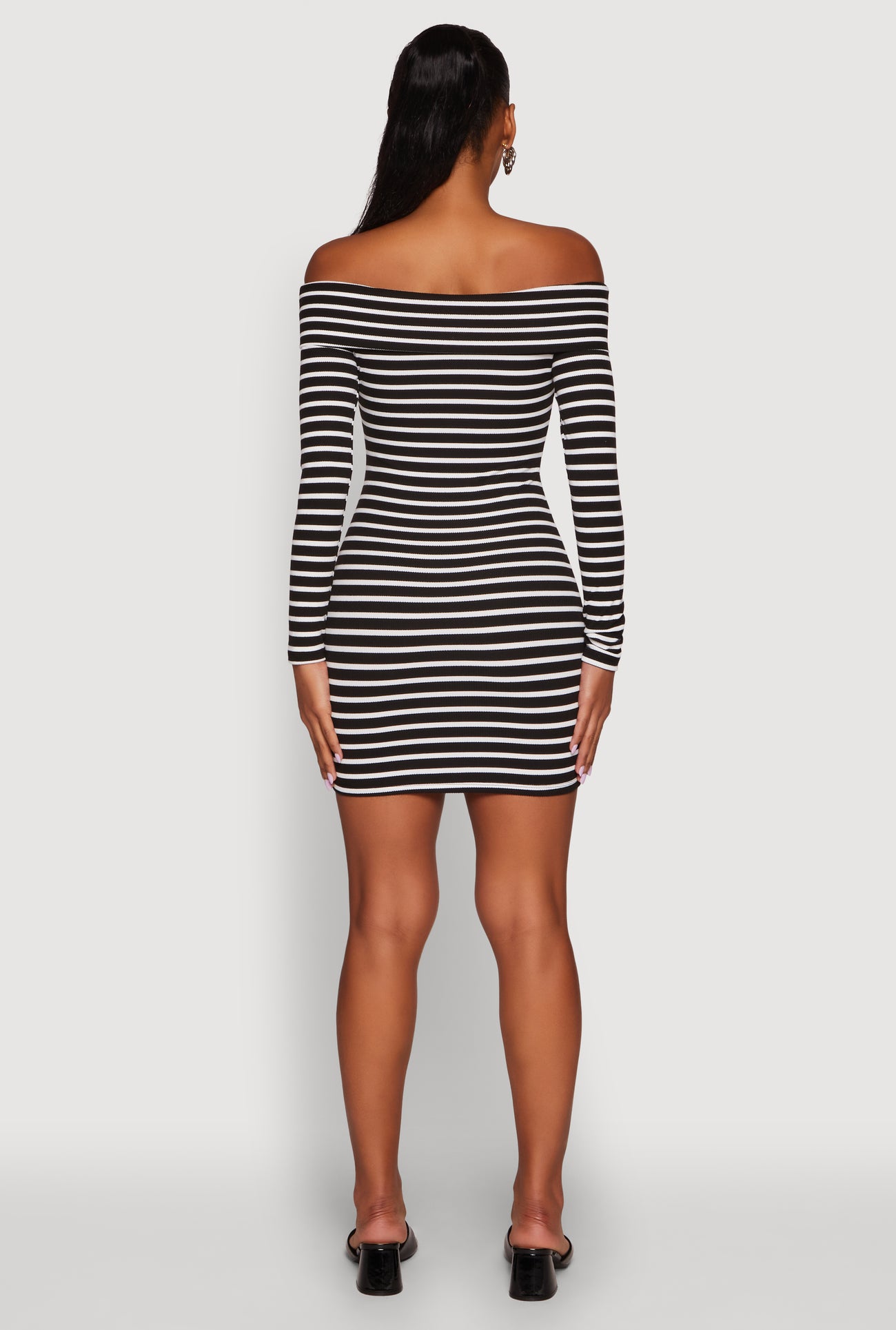 1410069396020015_005