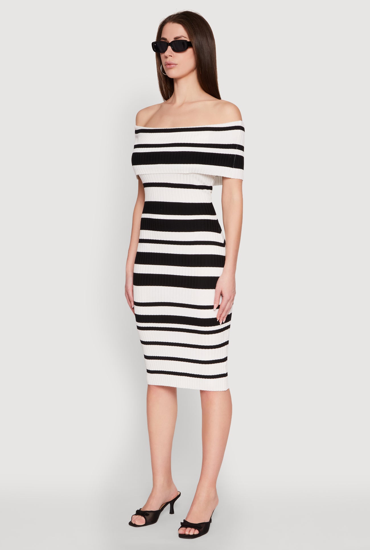 1412077135300015_003