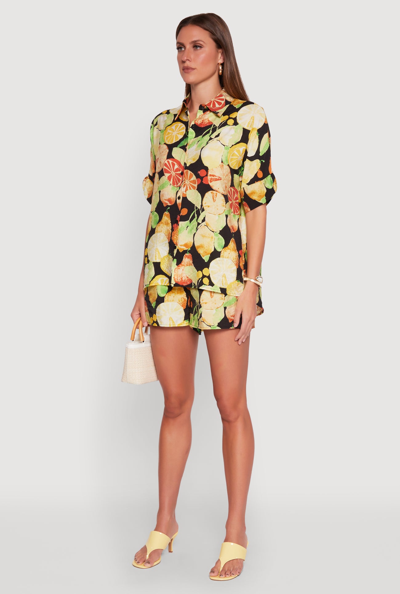 1413054210315001_005