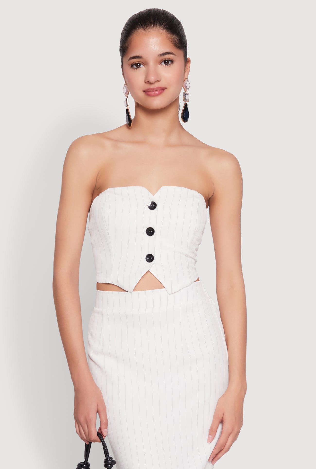 1413054213113015_001