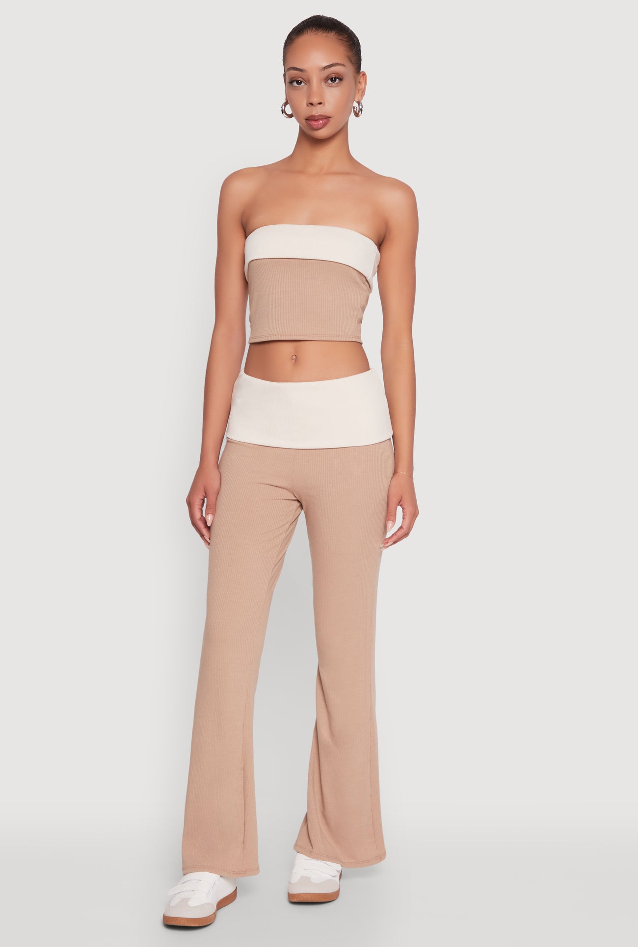 1413054217640024_001