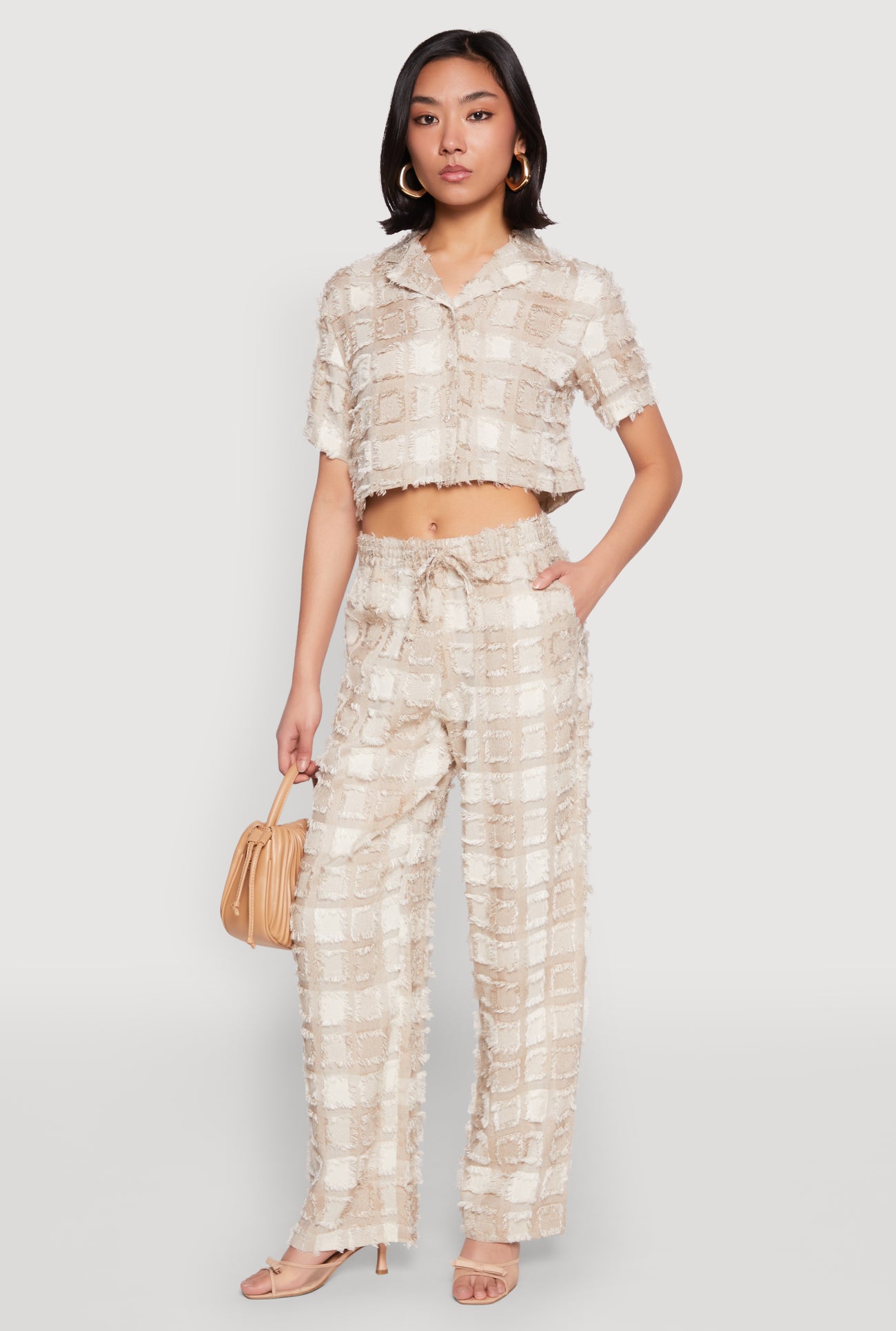 1413056572933024_002