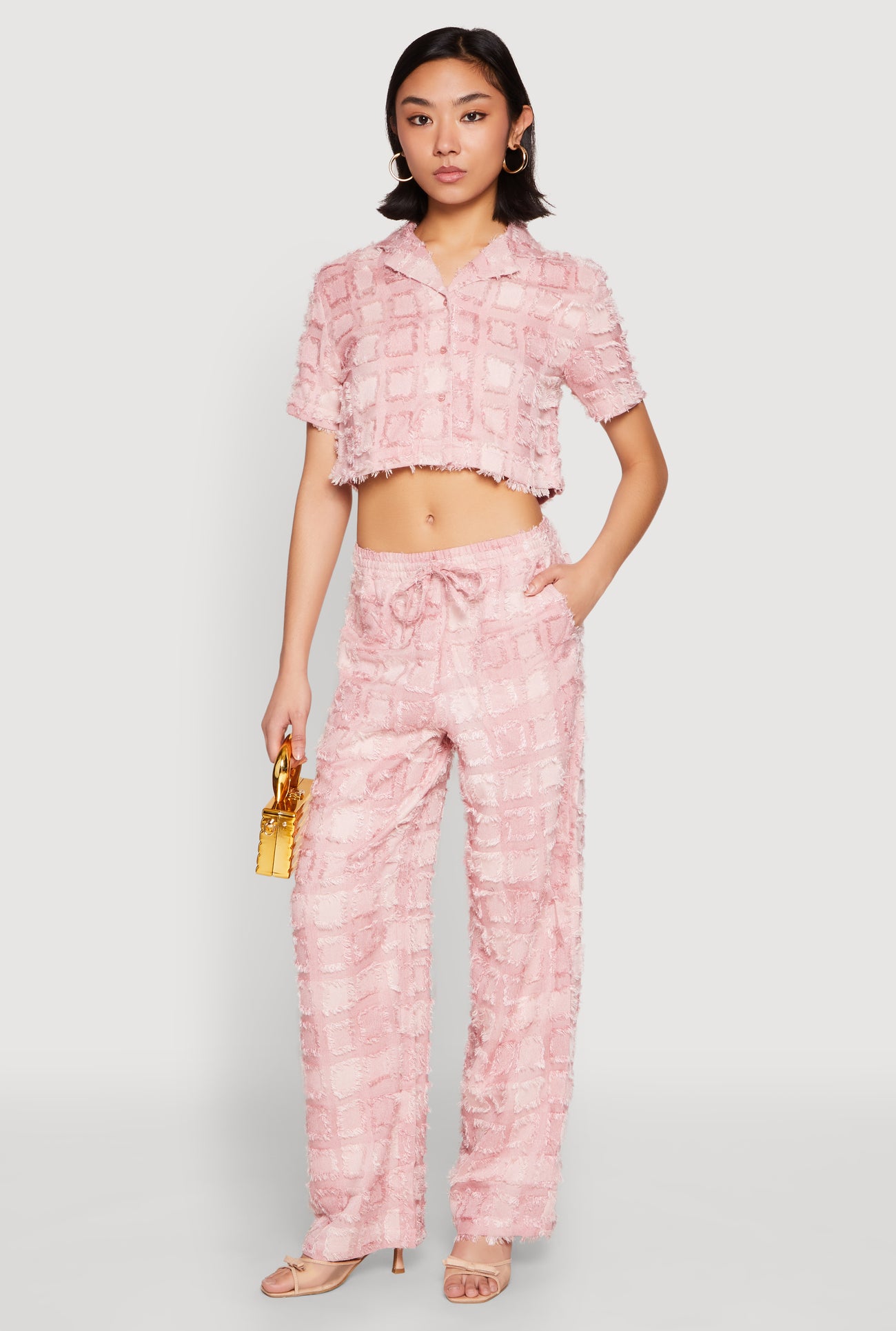 1413056572933066_001