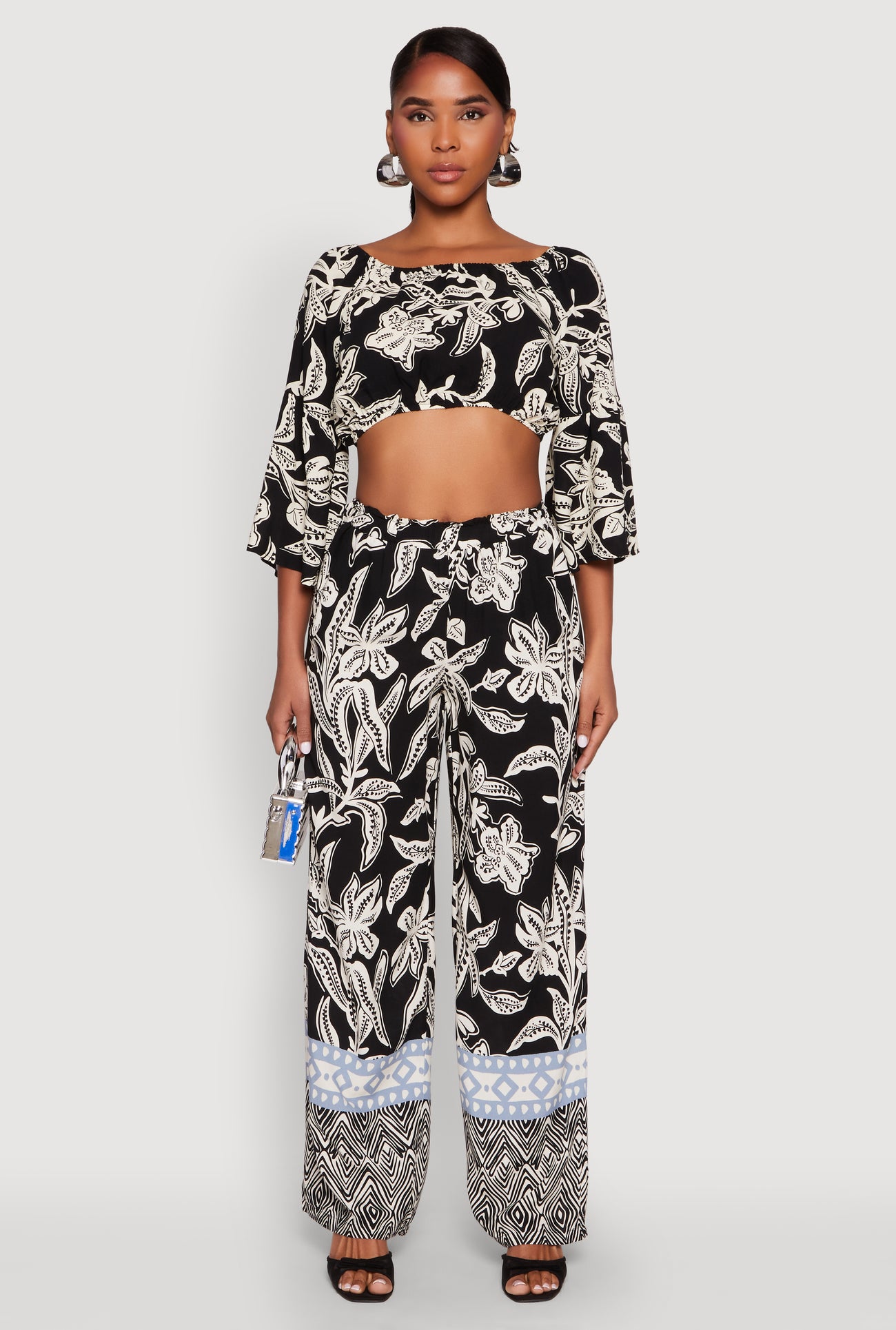 1413056573901015_002