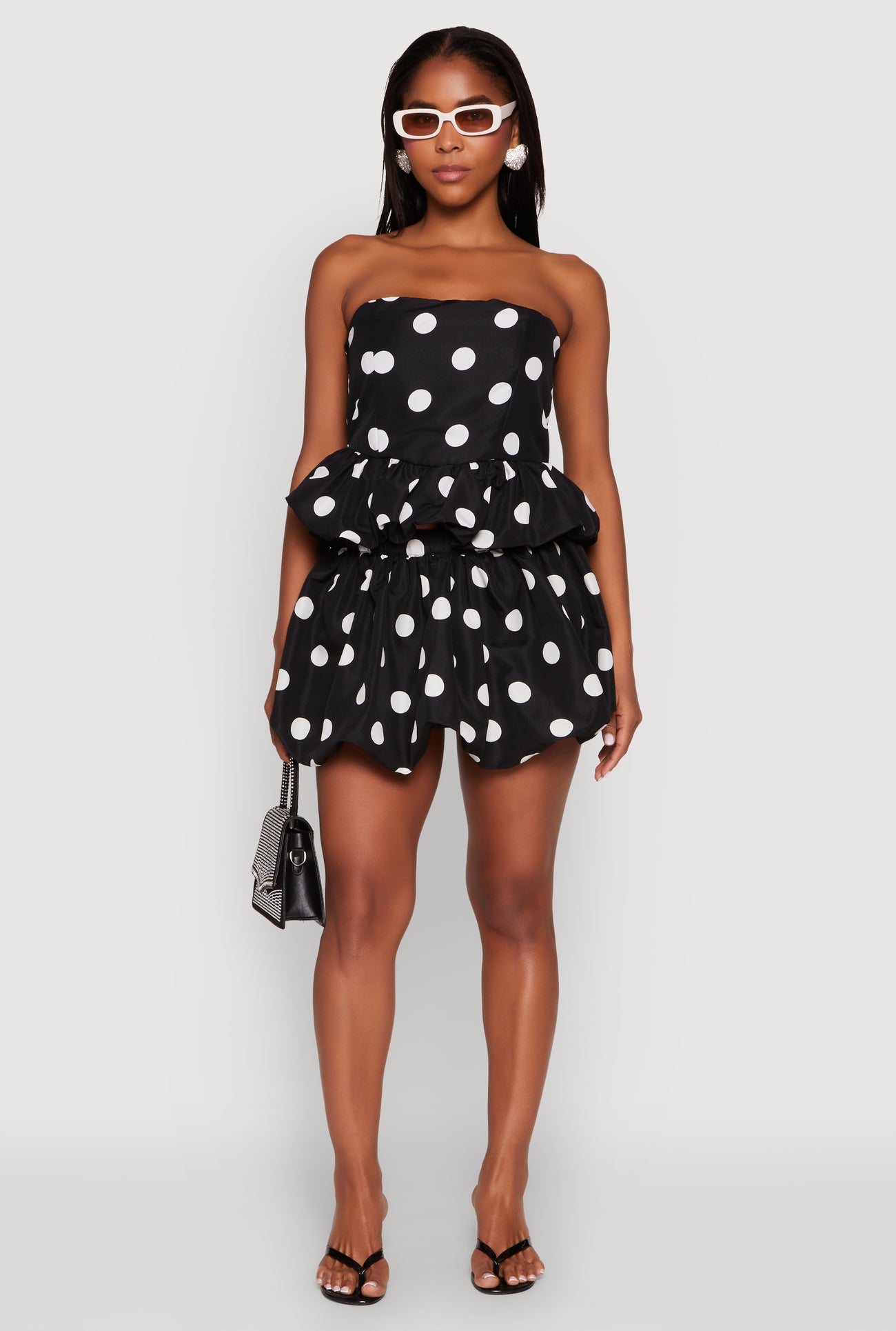 1413056579112001_002