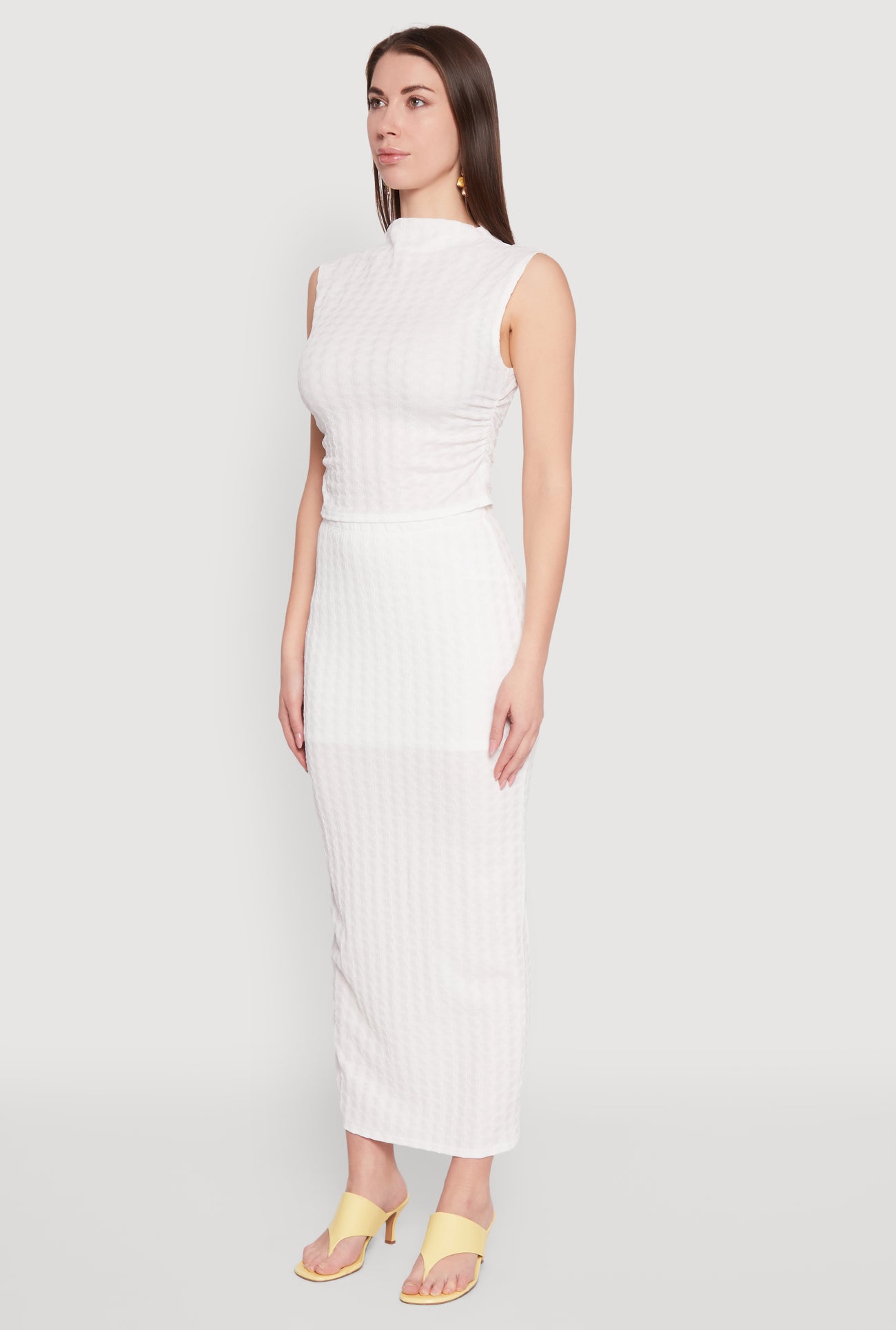 1413058750071011_005