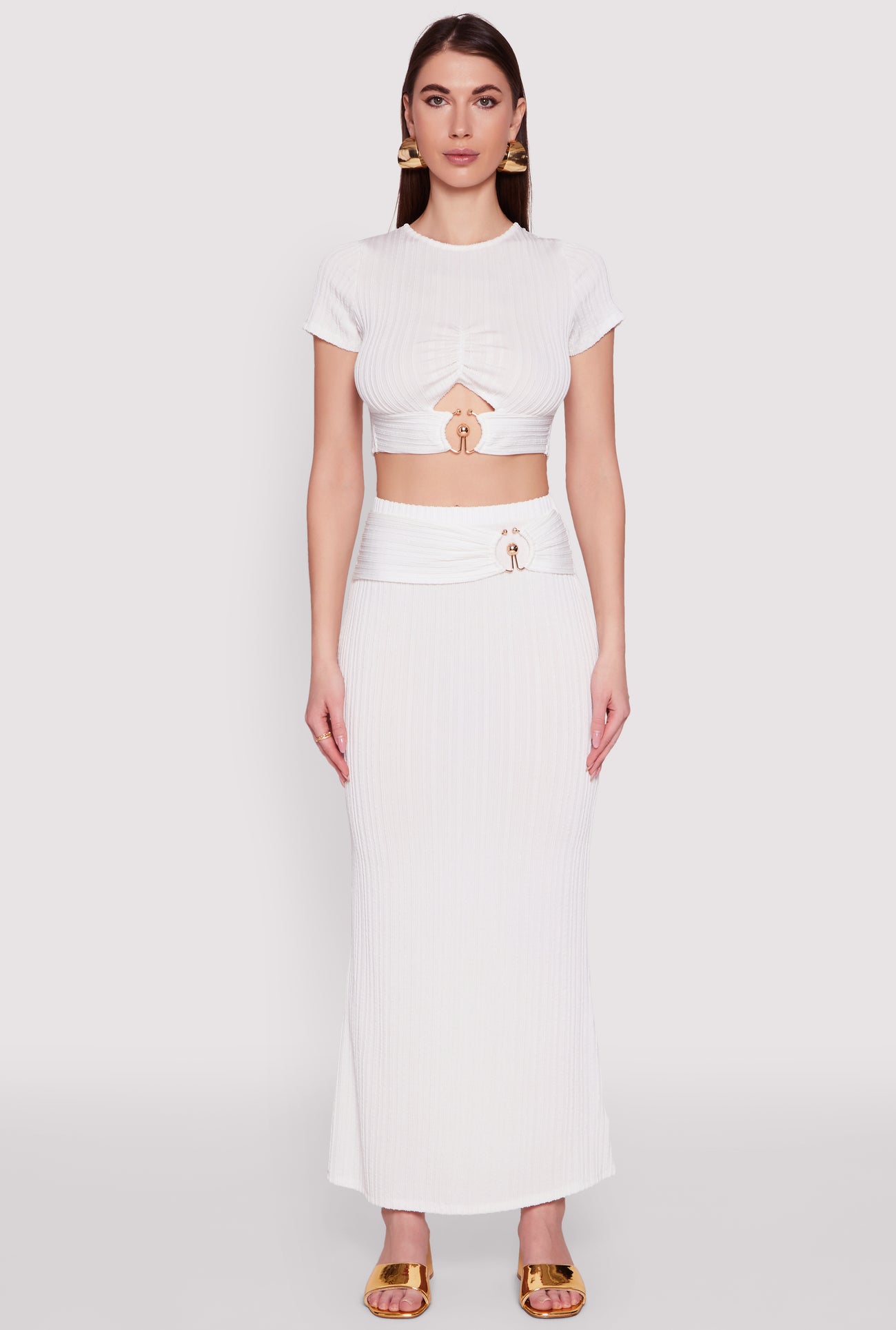 1413058750086011_002