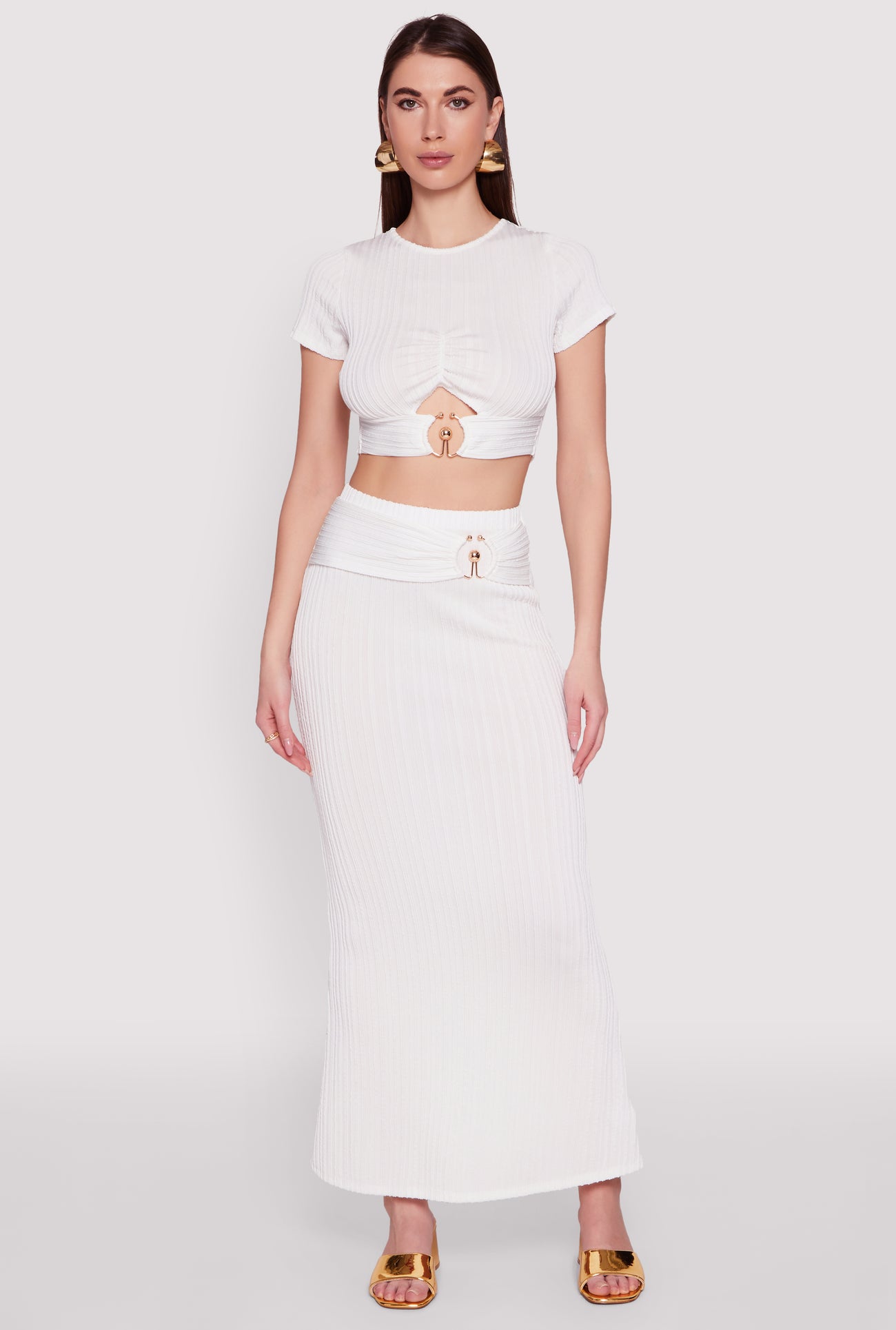 1413058750086011_003