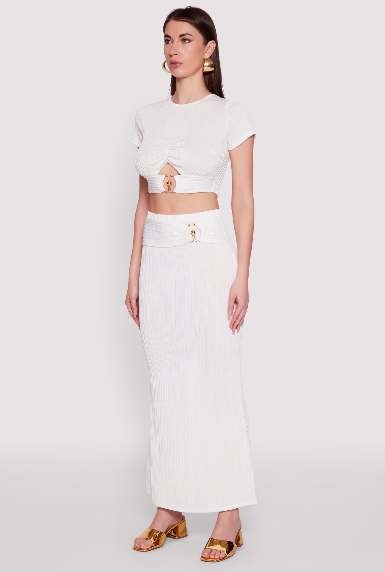 1413058750086011_005