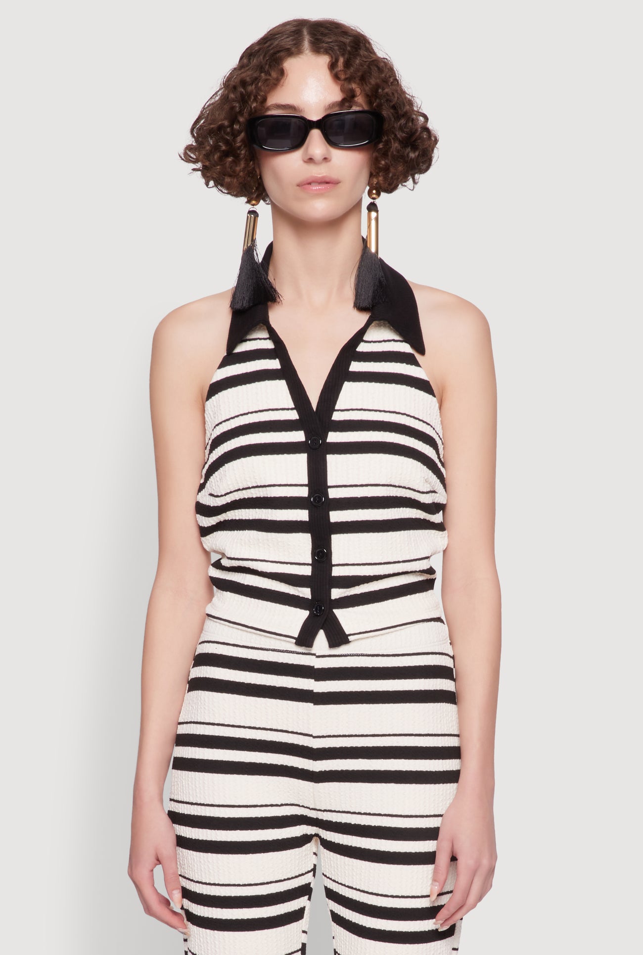 1413058752105015_001