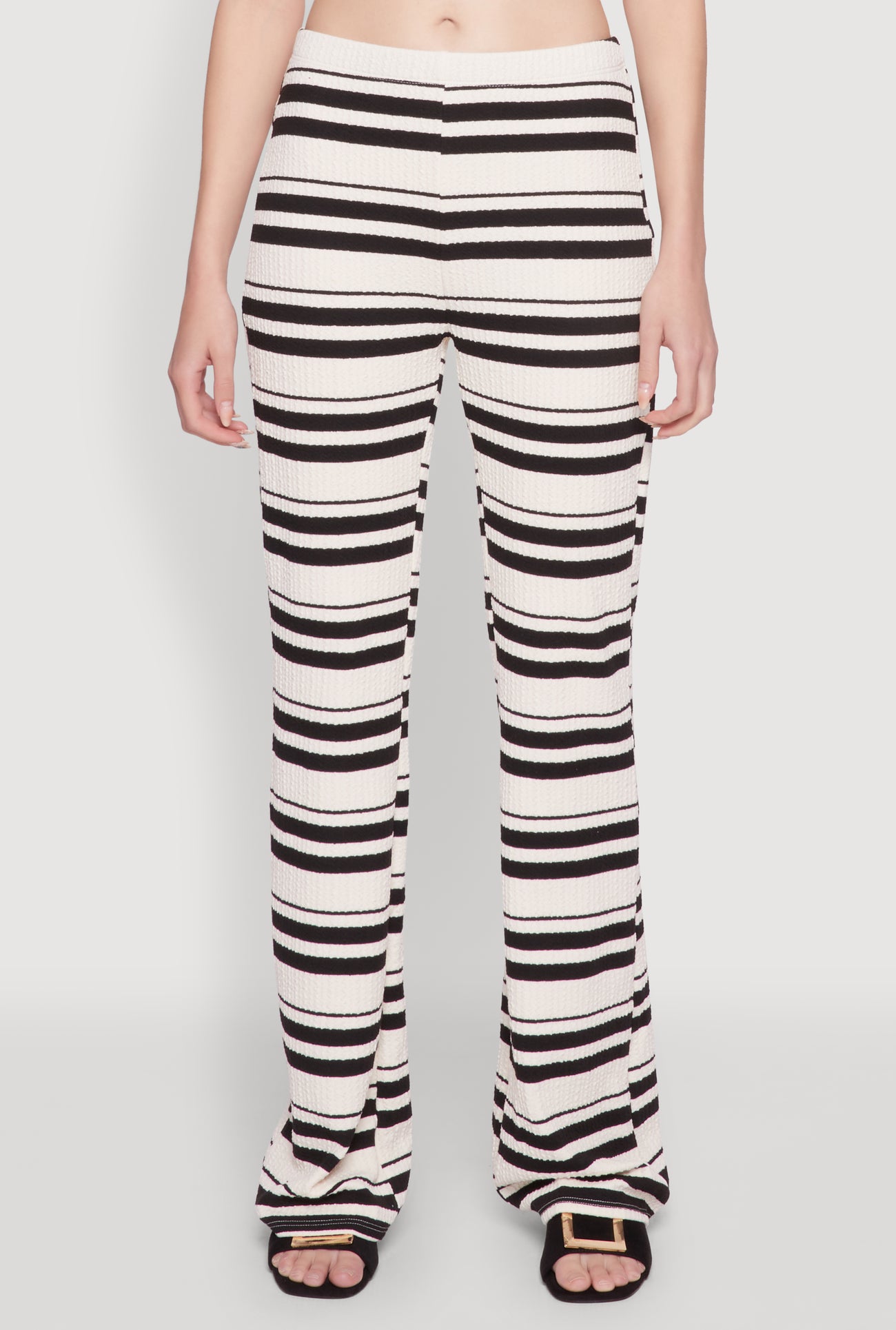 1413058752106015_003