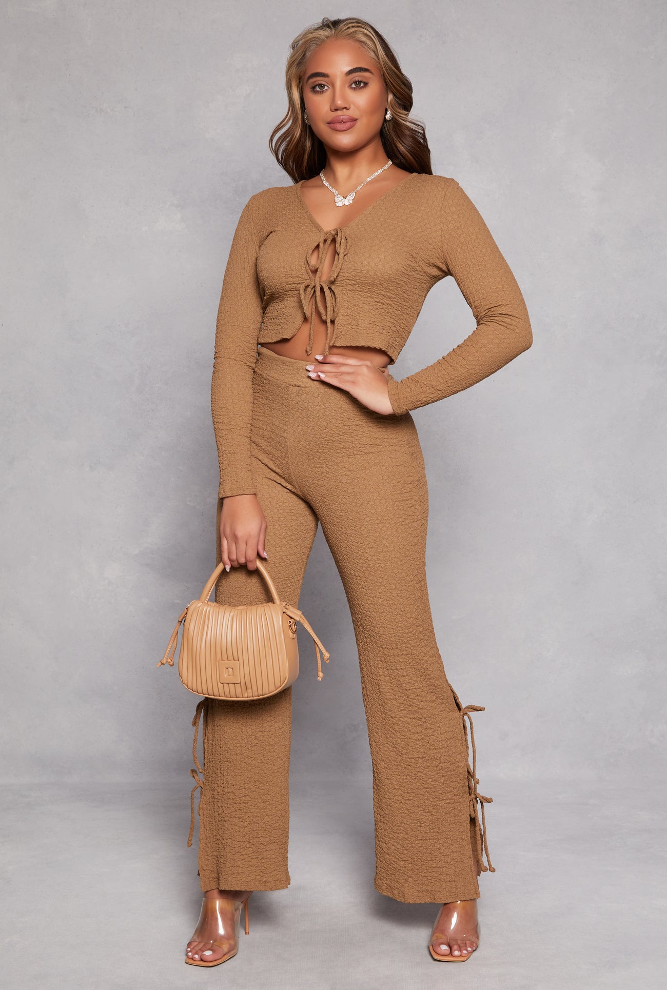 1413058754765405_002