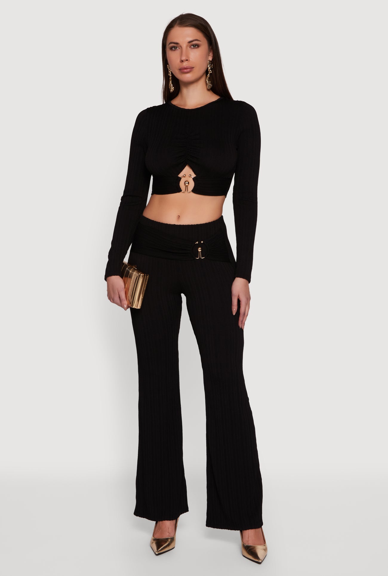 1413058755911001_002