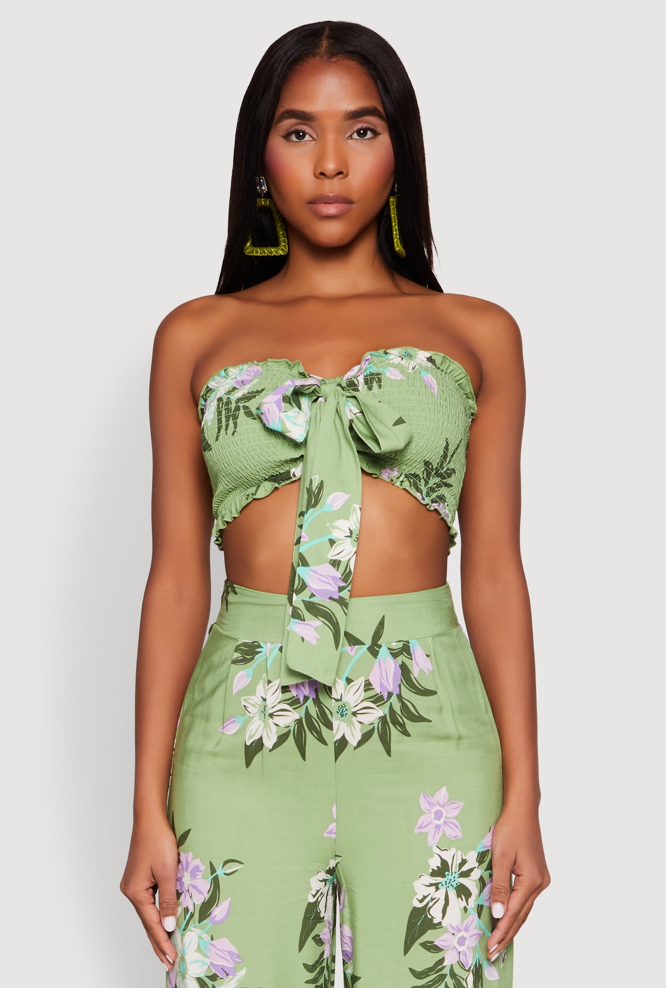 1413062703152030_001